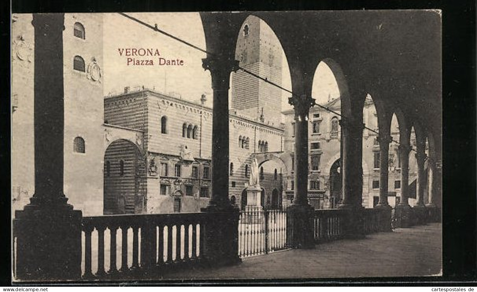 Cartolina Verona, Piazza Dante  - Verona
