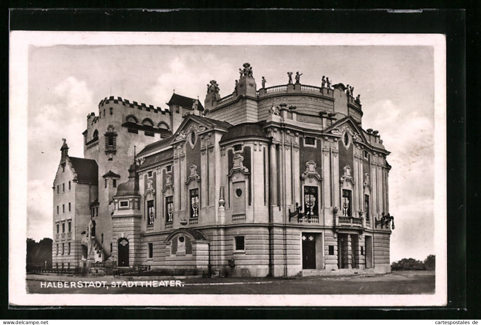 AK Halberstadt, Blick Auf Das Stadttheater  - Teatro