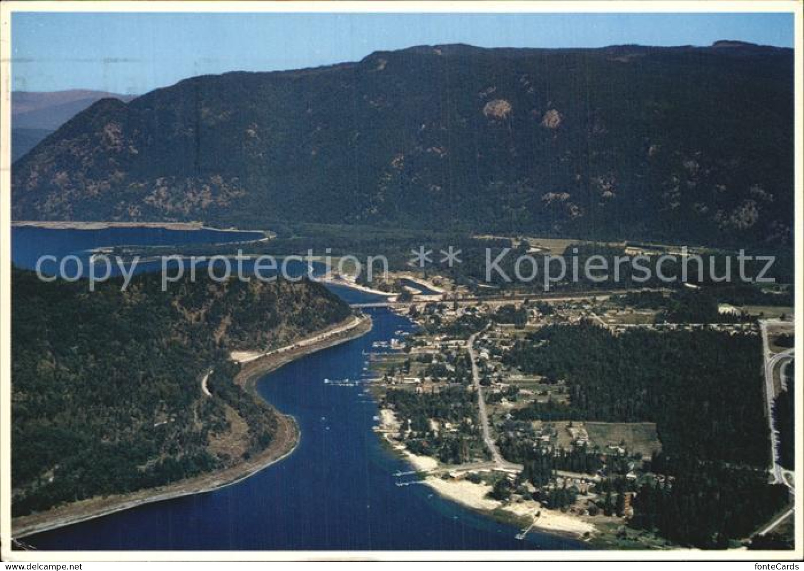 72537548 Sicamous Fliegeraufnahme Sicamous - Unclassified