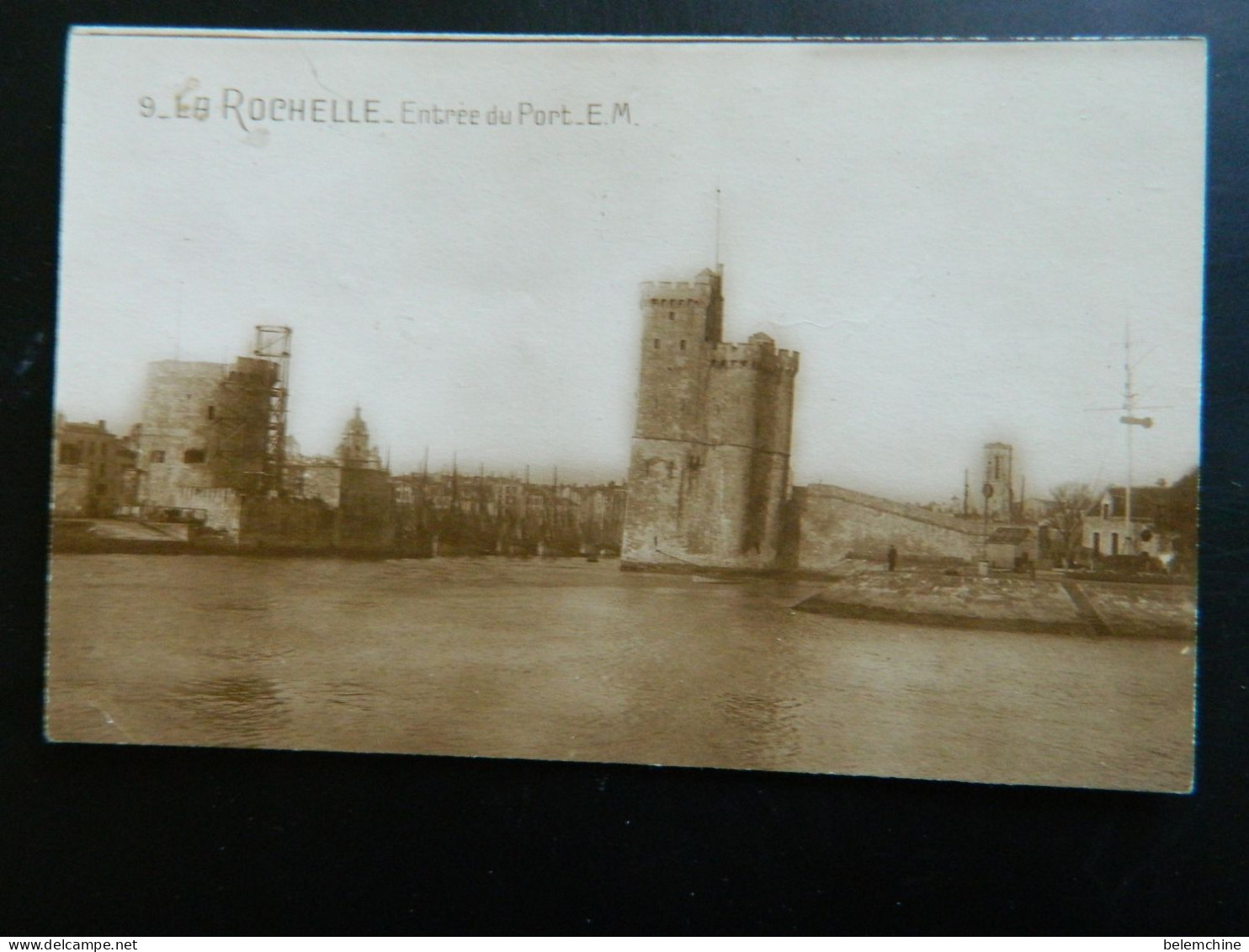 LA ROCHELLE                            ENTREE DU PORT E. M. - La Rochelle