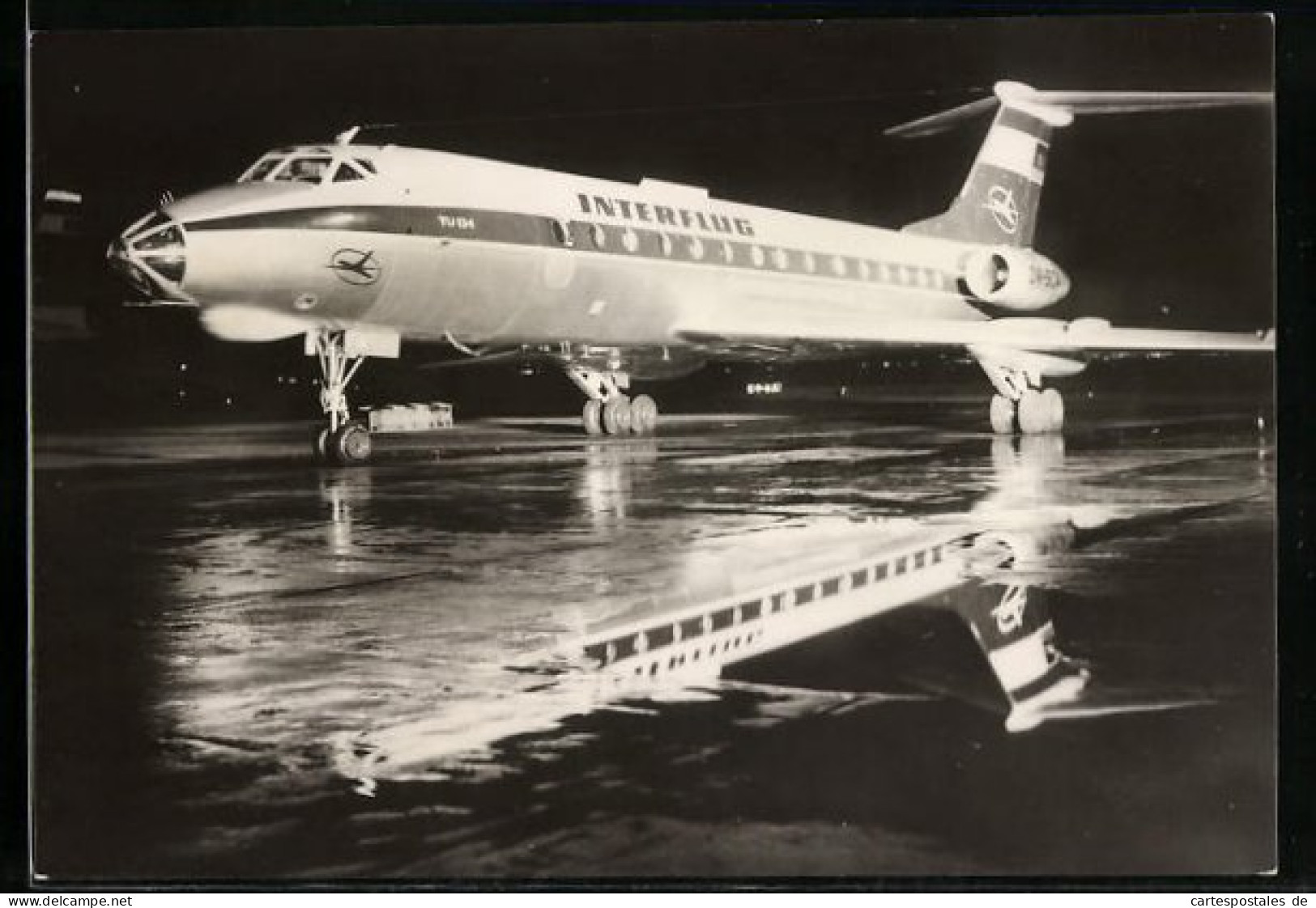 AK Turbinenluftstrahlverkehrsflugzeug TU 134 Der Interflug Vor Dem Start  - 1946-....: Moderne