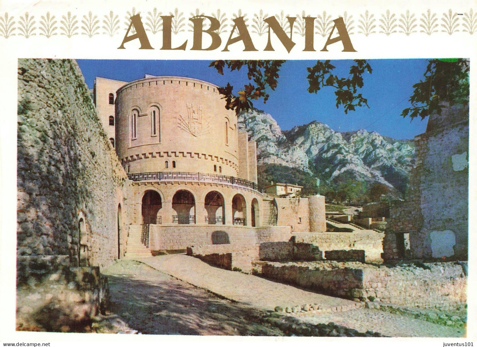 CPSM Albania Muzeu Kombëtar Skenderbeu Krujë   L2871 - Albanien