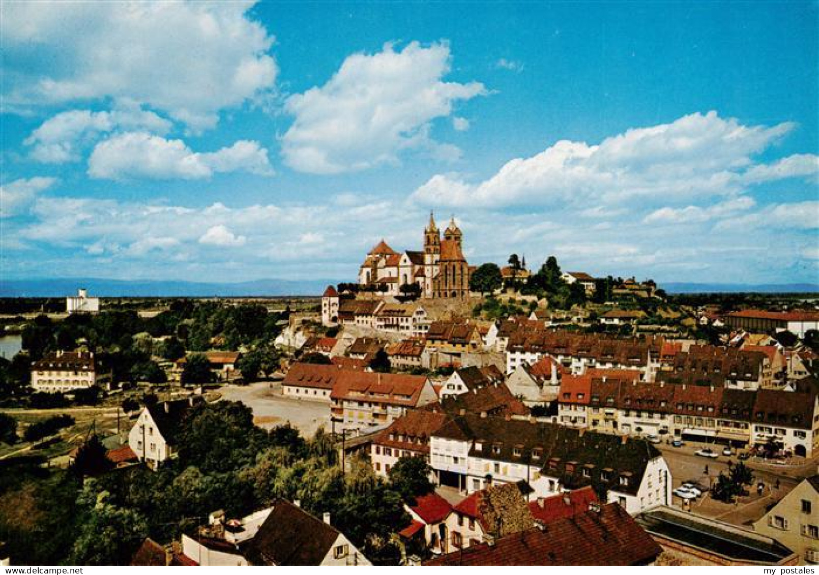 73930003 Breisach_Rhein Panorama Mit Marktplatz Und Stephansmuenster  - Breisach