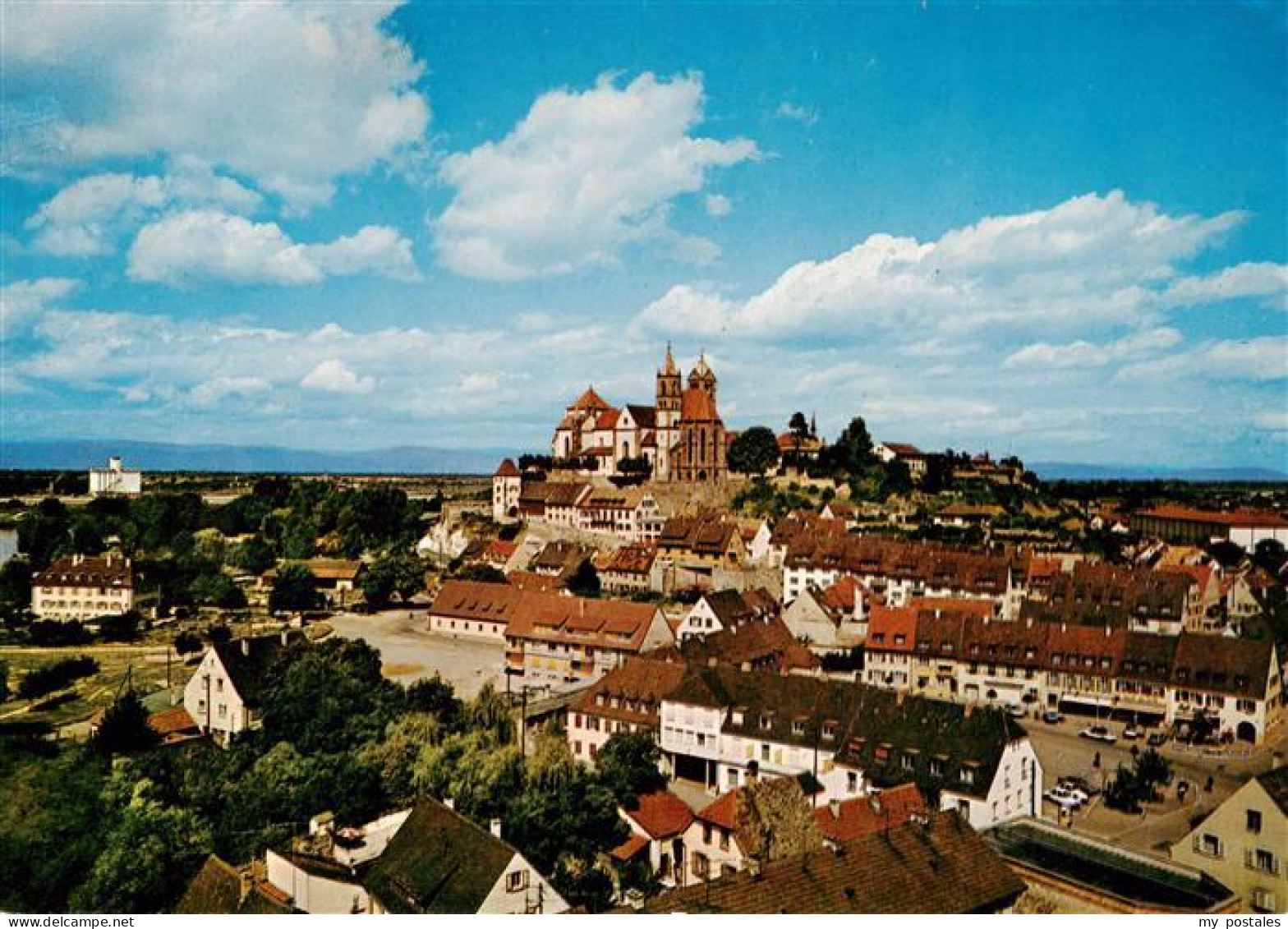 73930001 Breisach_Rhein Panorama Mit Marktplatz Und Stephansmuenster  - Breisach