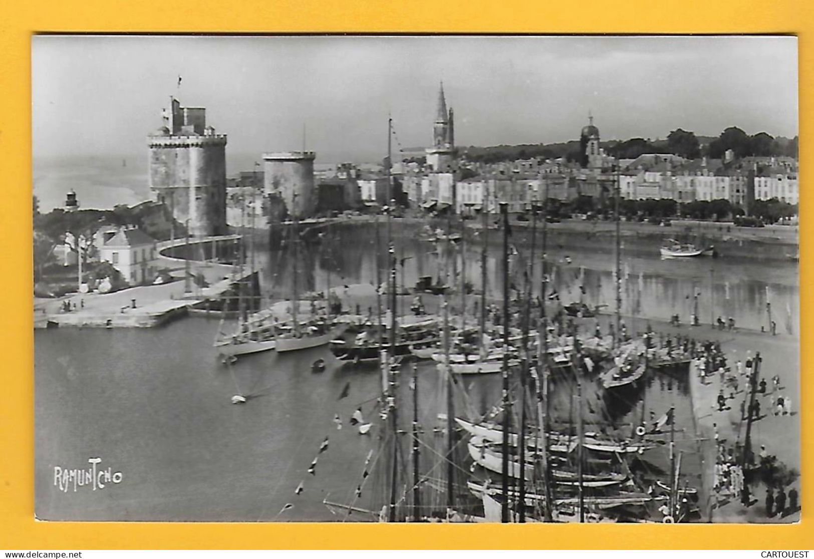 LA ROCHELLE Bassin Interieur Et Port D'Echouage - La Rochelle