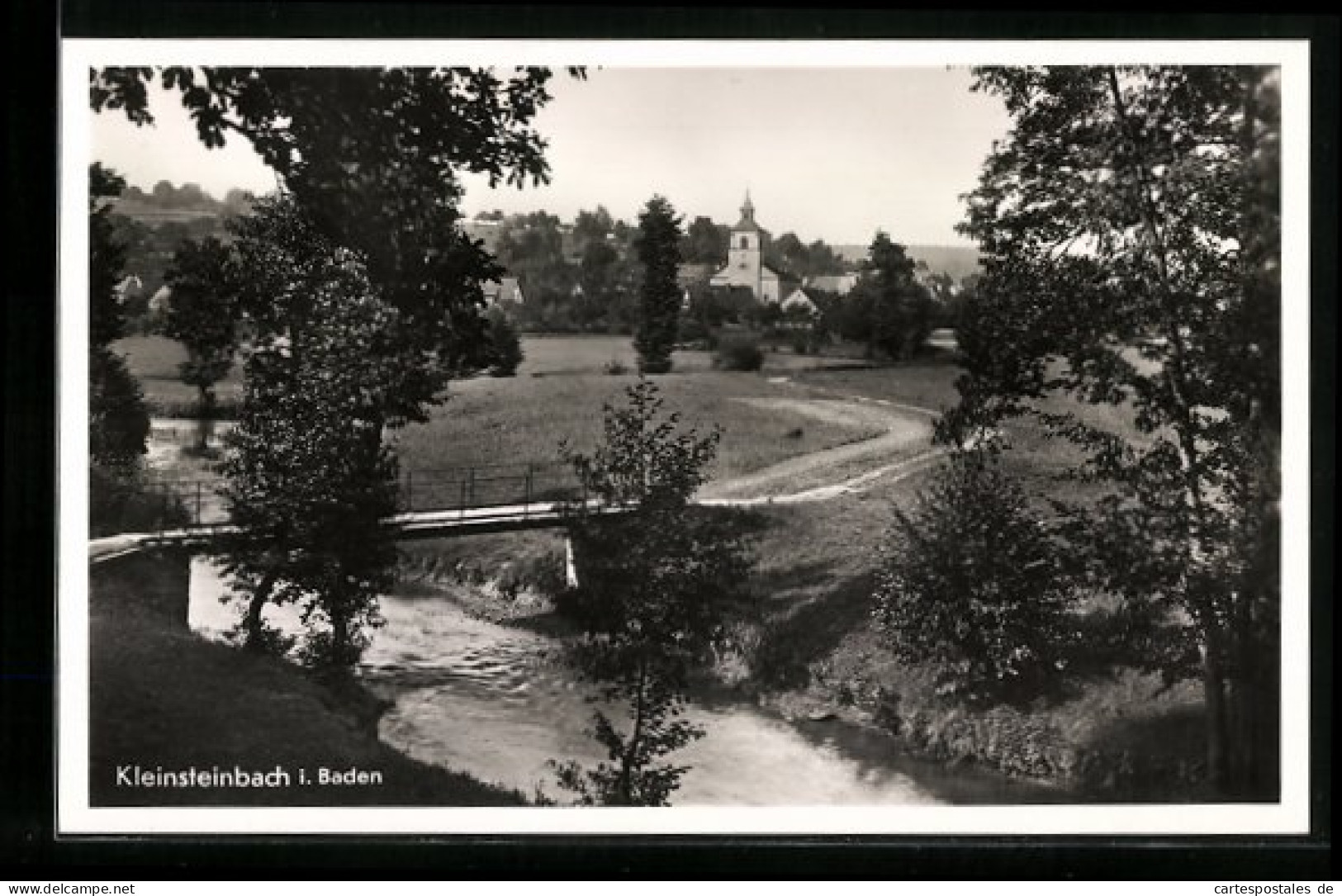 AK Kleinsteinbach I. Baden, Ortspartie Mit Blick Auf Die Kirche  - Baden-Baden