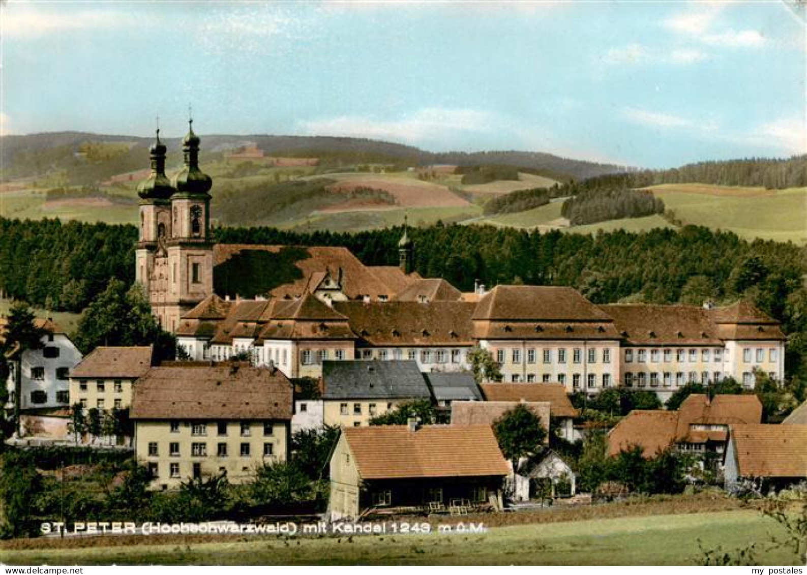 73929343 St_Peter_Schwarzwald Pfarrkirche Kandelblick - St. Peter