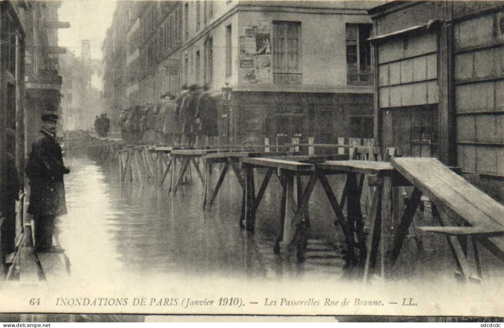 DESTOCKAGE Avant fermeture boutique BON LOT 100 CPA INONDATIONS PARIS 1910   (toutes scannées )