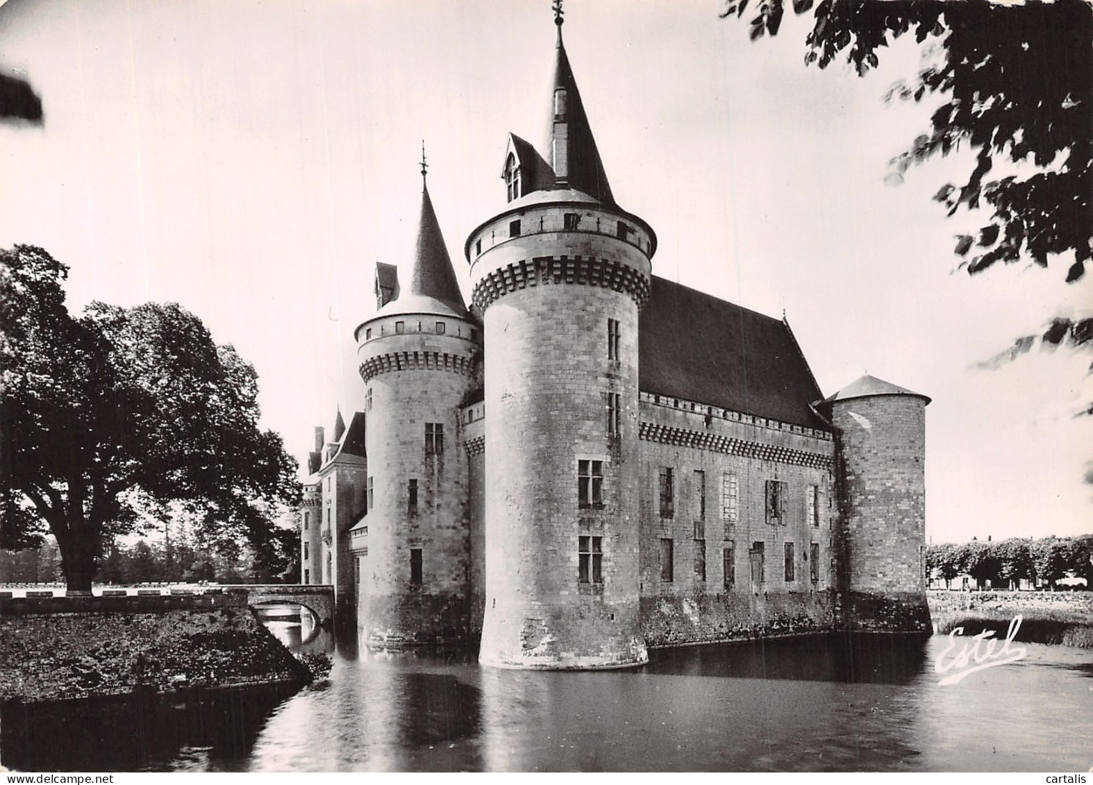 45-SULLY SUR LOIRE LE CHATEAU-N°4256-D/0099 - Sully Sur Loire