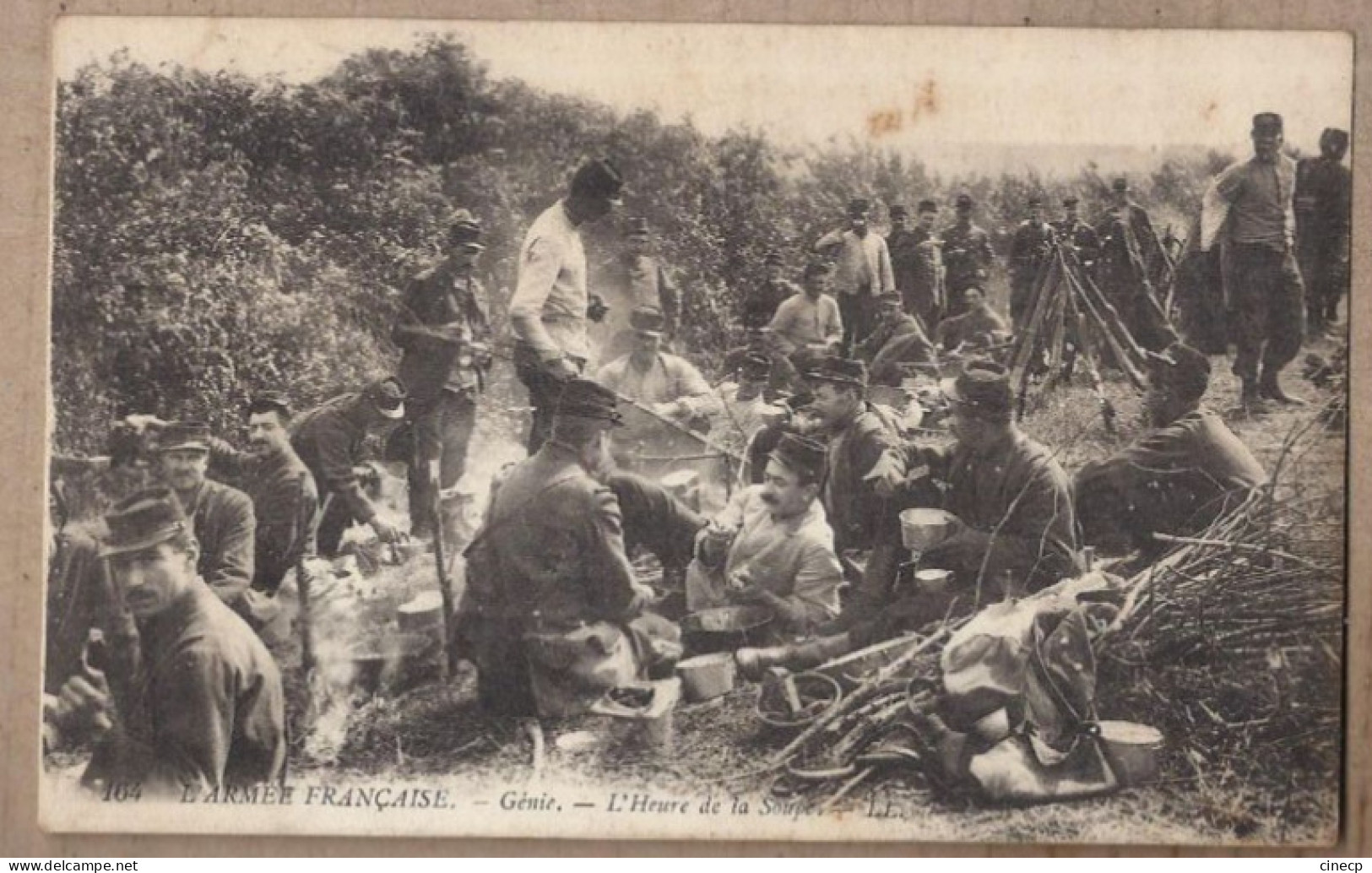 CPA MILITARIA - L'ARMEE FRANCAISE - Génie - L'Heure De La Soupe - SUPERBE PLAN ANIMATION MILITAIRES - Sonstige & Ohne Zuordnung