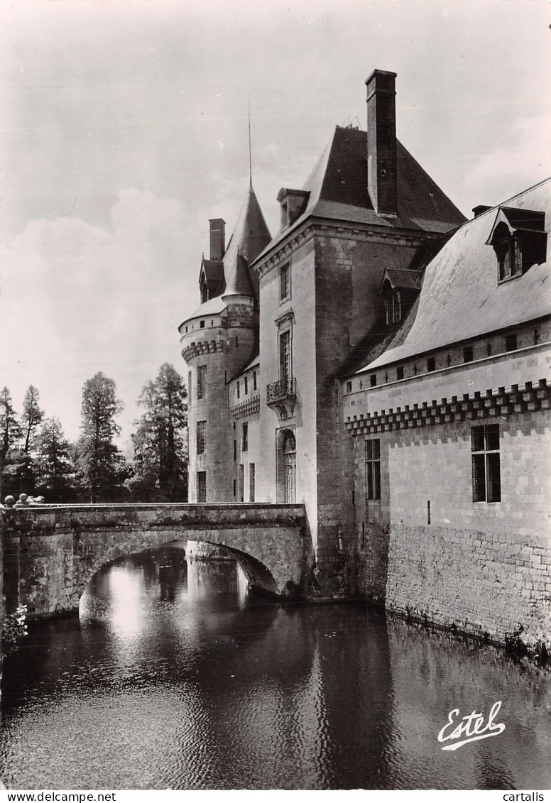 45-SULLY SUR LOIRE LE CHATEAU-N°4259-A/0261 - Sully Sur Loire