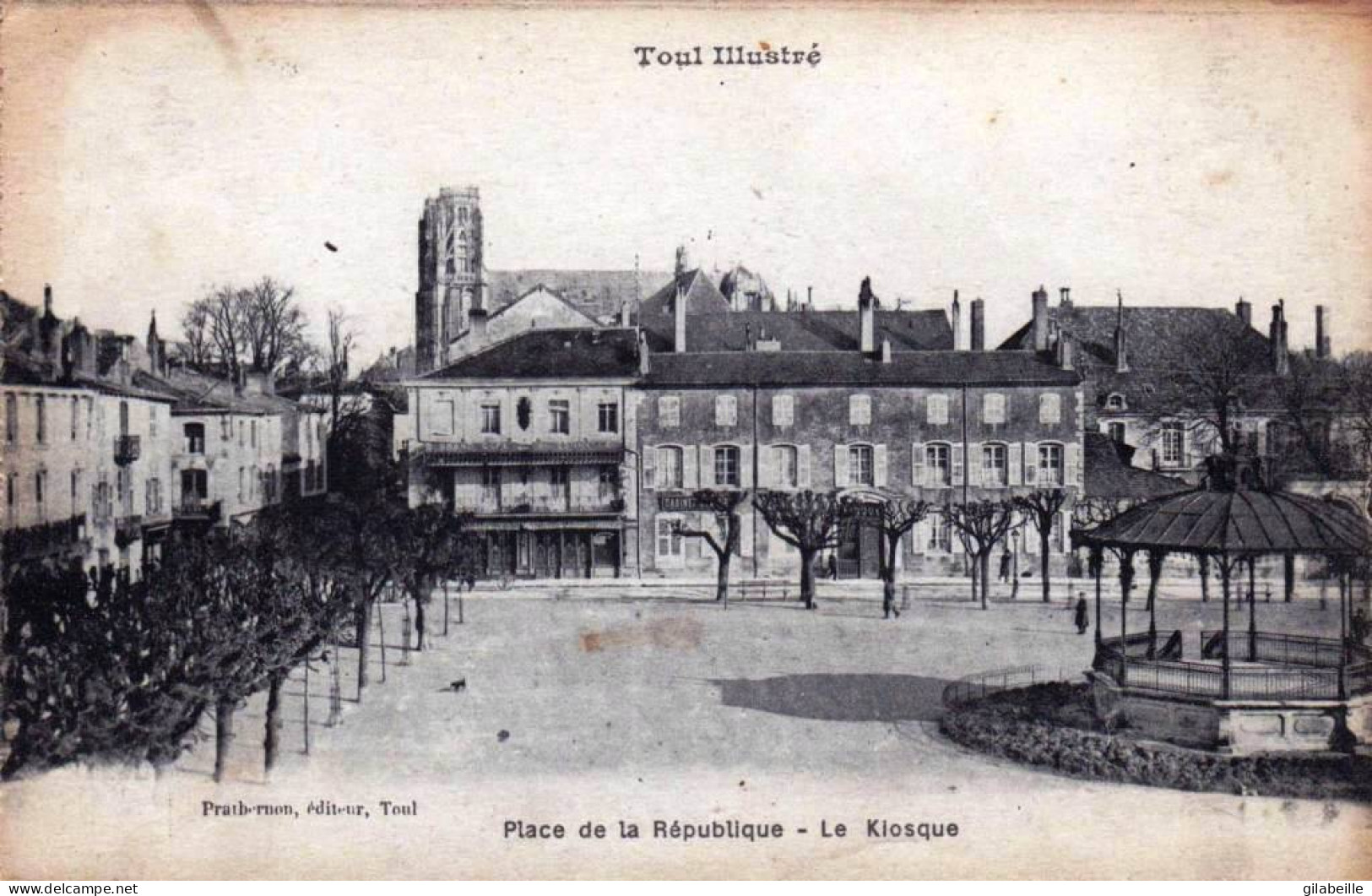 54 - Meurthe Et Moselle - TOUL -  Place De La Republique - Le Kiosque - Toul