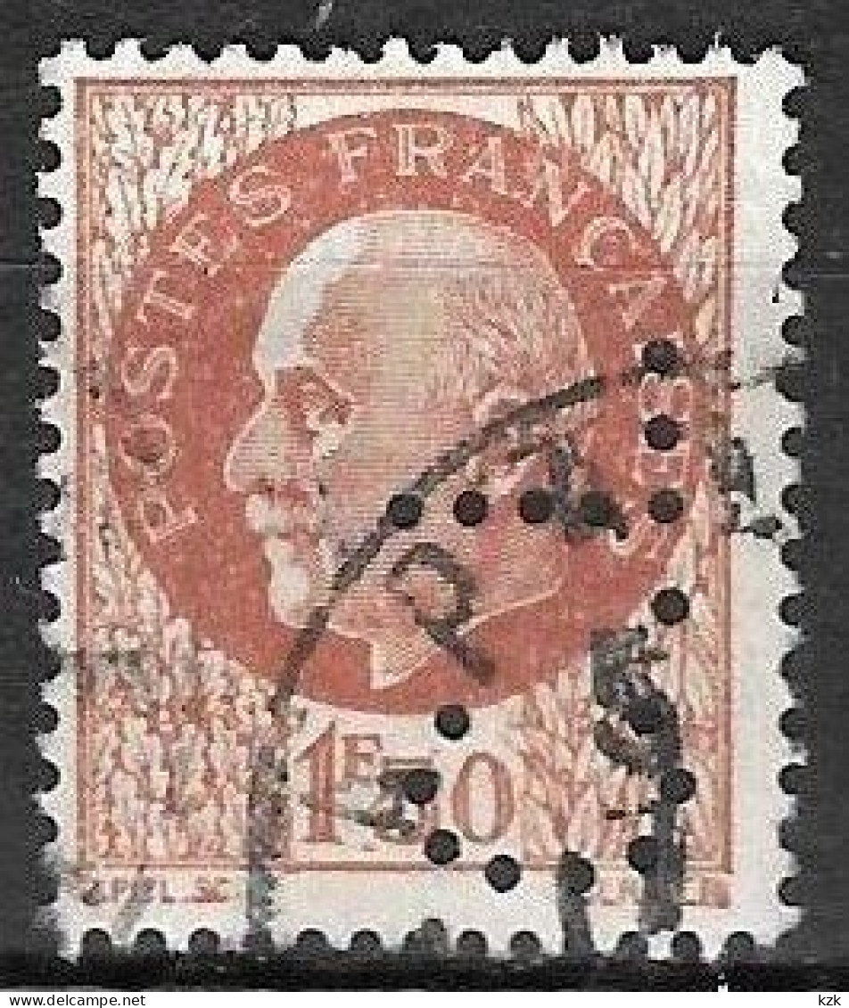 916	N°	517	Perforé	-	CL 228	-	CREDIT LYONNAIS - Used Stamps