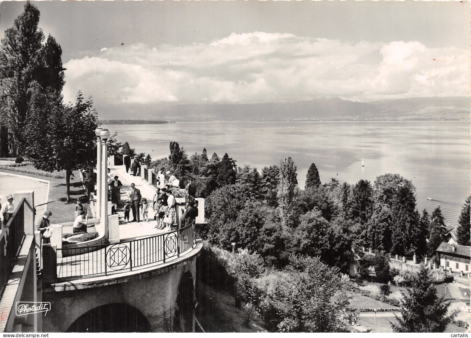 74-THONON LES BAINS-N° 4381-B/0319 - Thonon-les-Bains