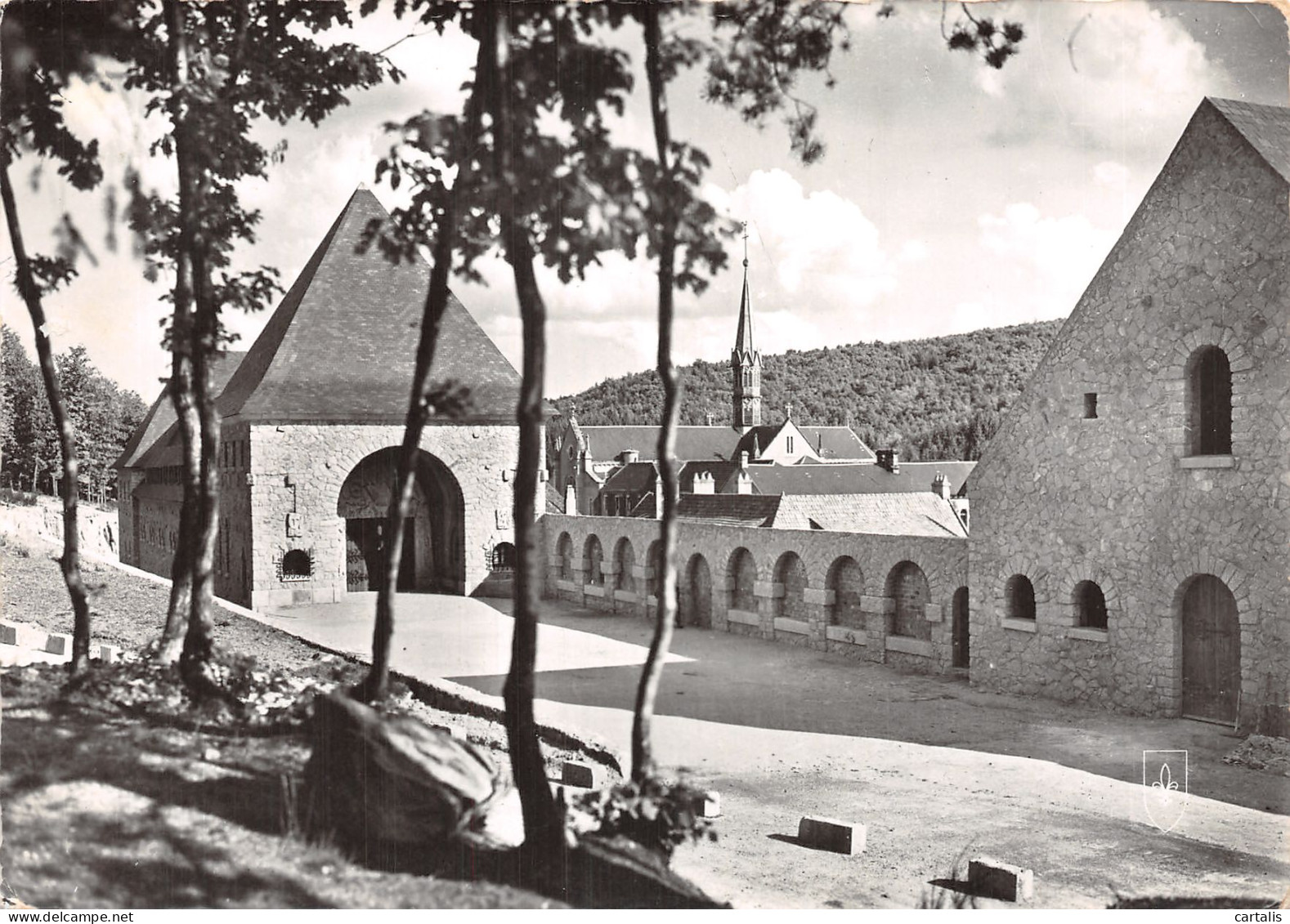 89-ABBAYE DE LA PIERRE QUI VIRE-N° 4384-B/0055 - Sonstige & Ohne Zuordnung