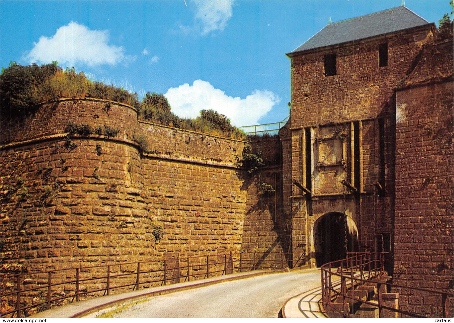 55-MONTMEDY-N° 4385-A/0001 - Montmedy