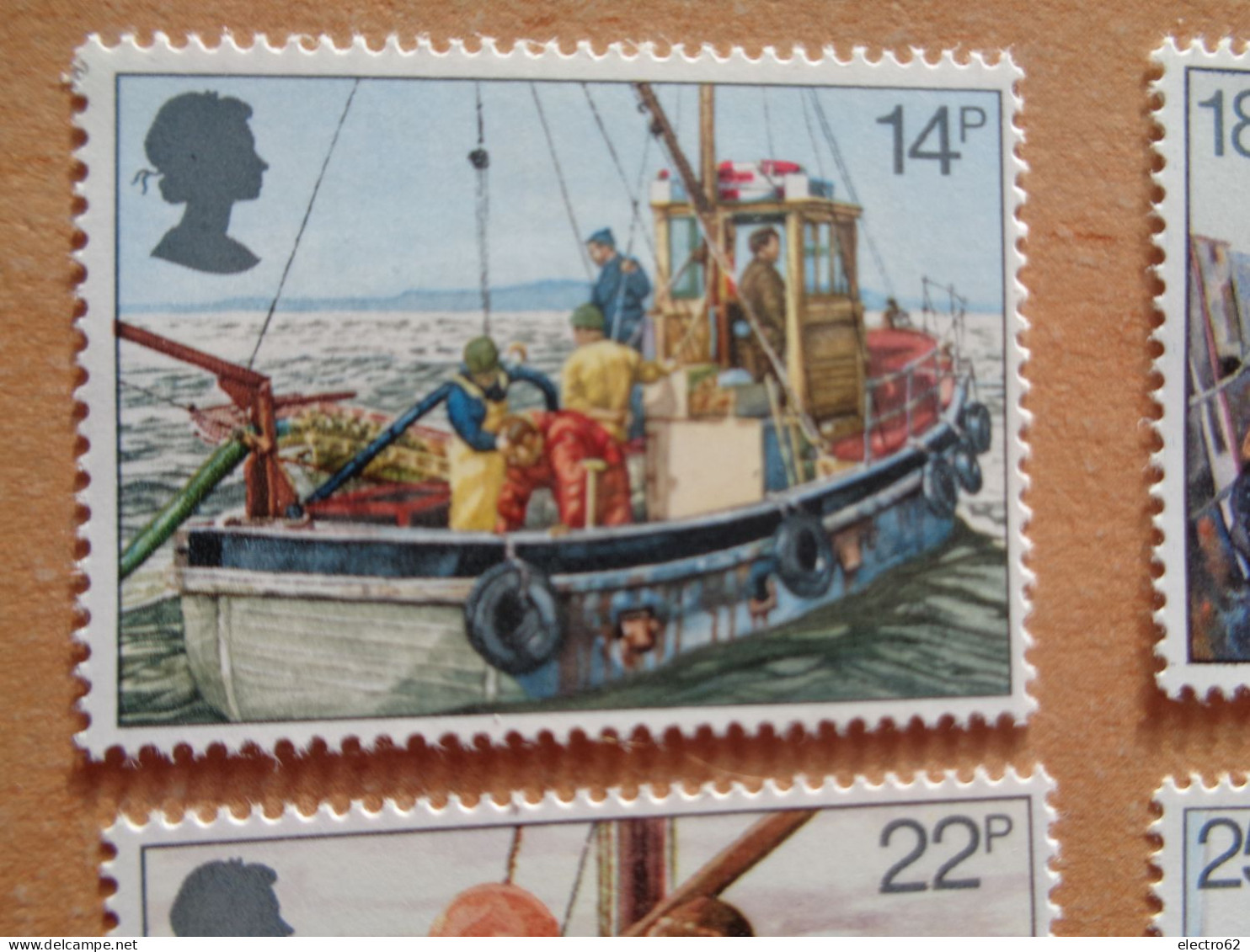 Grande Bretagne Great Britain Bateaux 1981 Pêcheur Pêcheurs Homard Fisherman Boats Fishermen Fishing Ships Vissers Boot - Autres & Non Classés