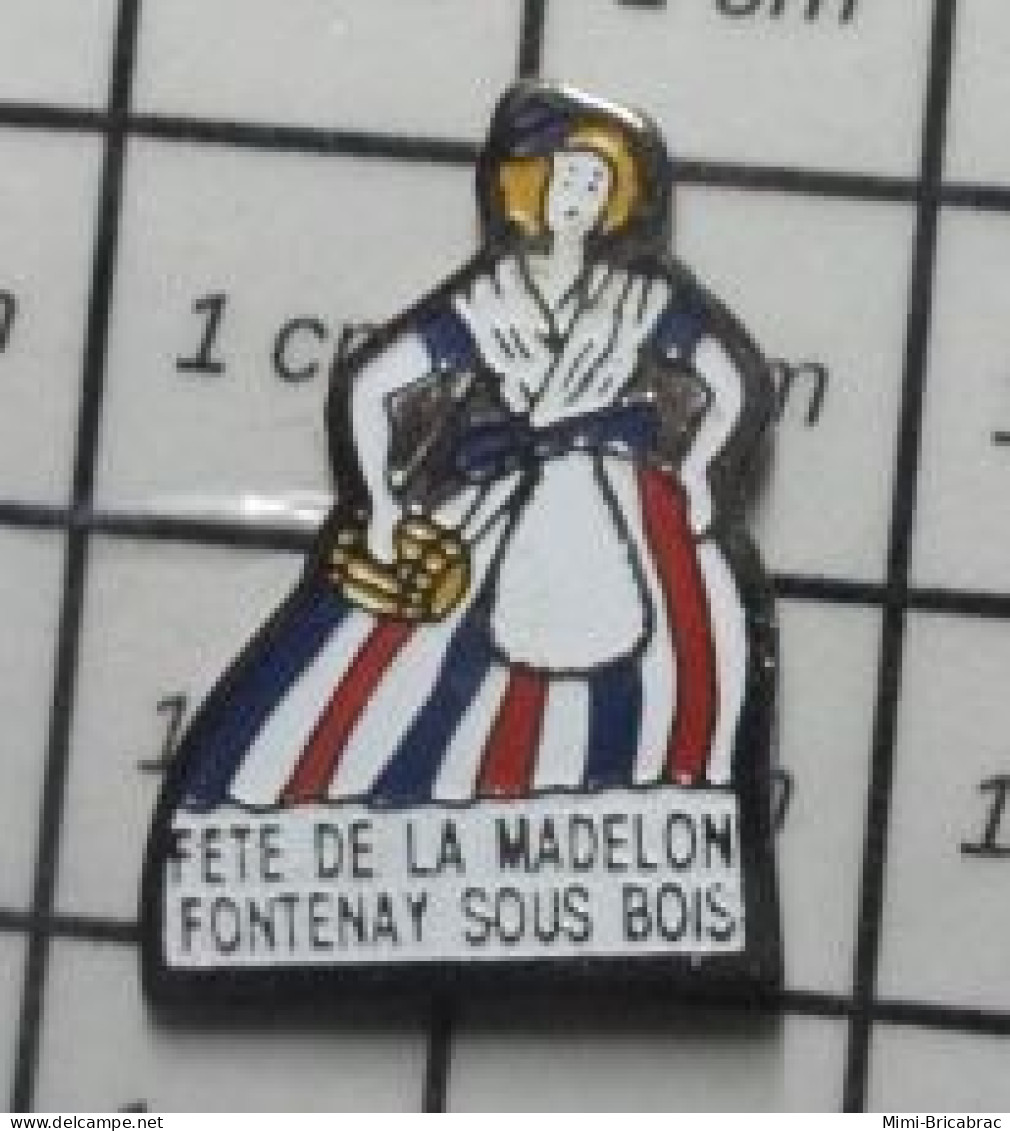 512G2 Pin's Pins / Beau Et Rare : VILLES / FETE DE LA MADELON FONTENAY SOUS BOIS - Cities