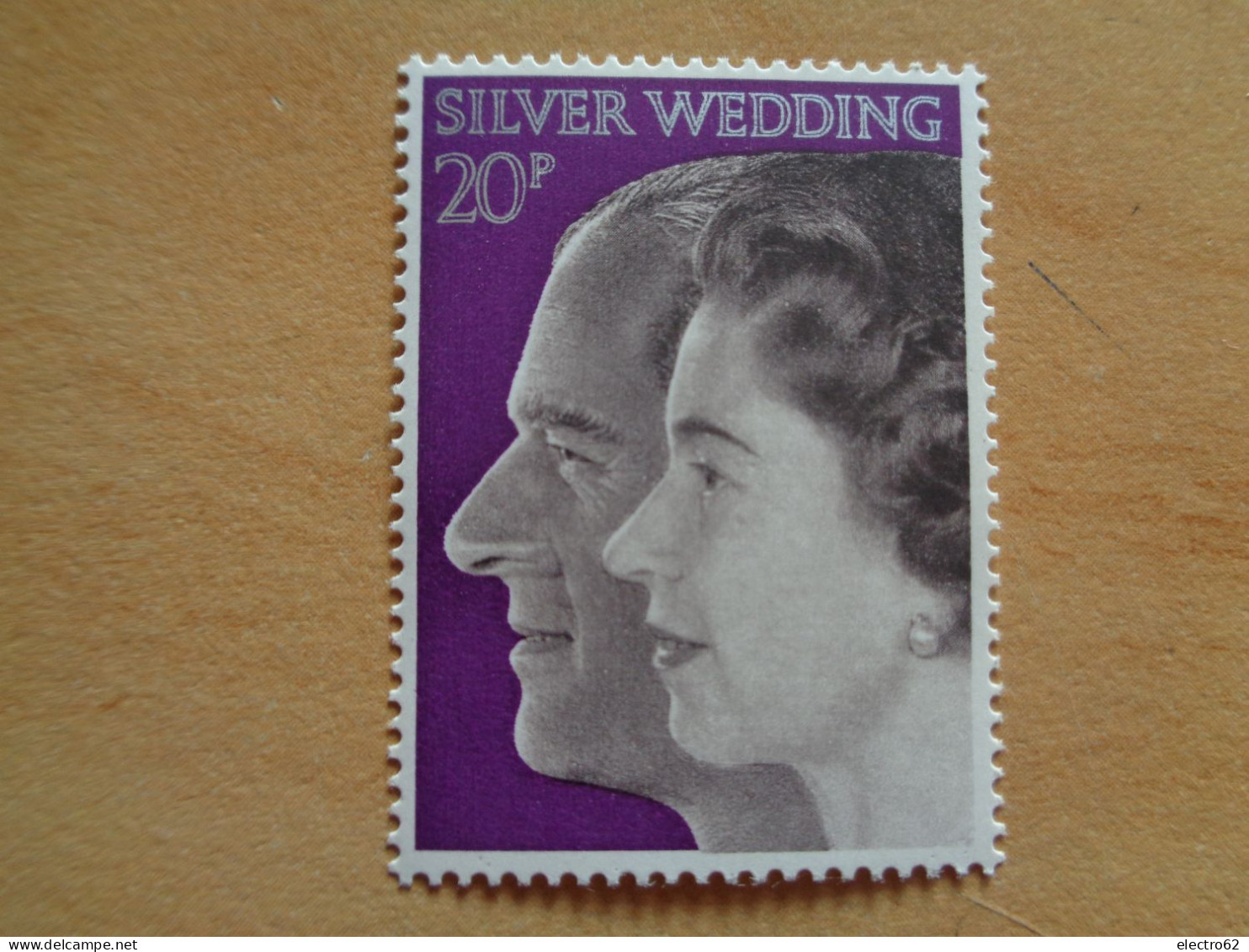 Grande Bretagne Great Britain Queen Elizabeth Prince Philip Silver Wedding Noces D'Argent Großbritannien Gran Bretagna - Royalties, Royals