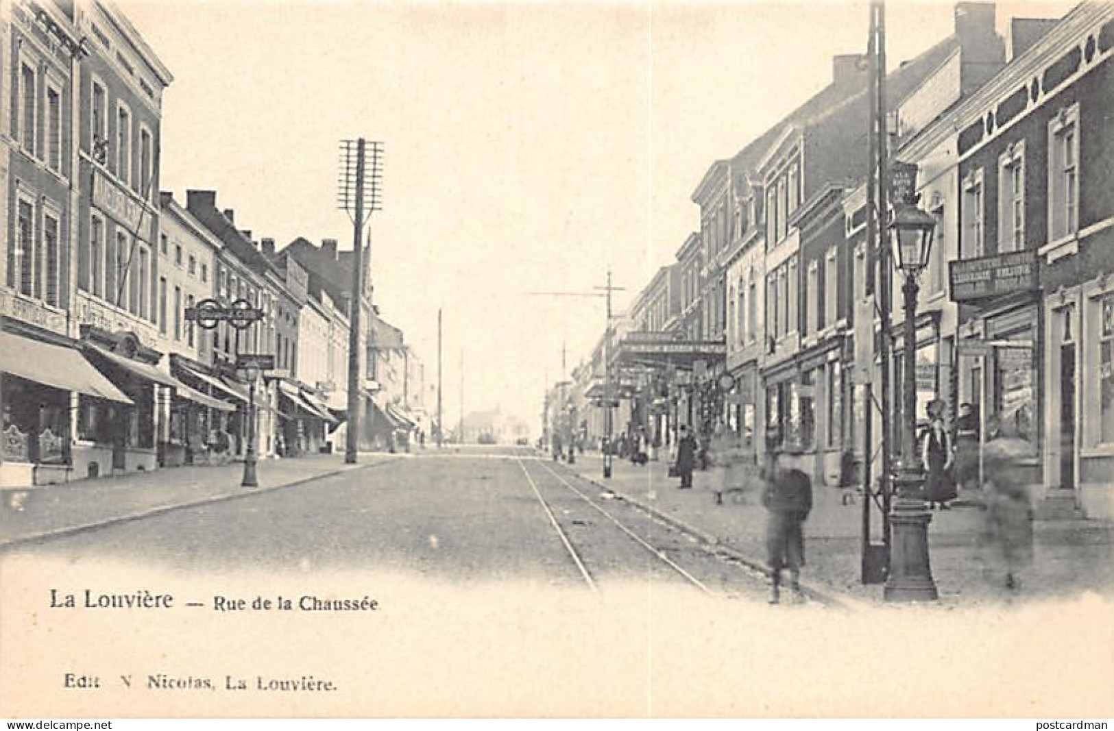 LA LOUVIÈRE (Hainaut) Rue De La Chaussée - La Louviere