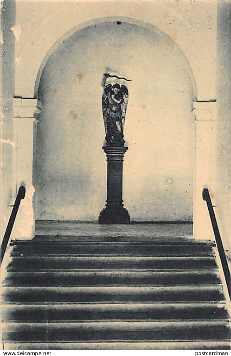Sri-Lanka - BATTICALOA - St. Michael's College - The Grand Staircase - Publ. Unknown  - Sri Lanka (Ceilán)