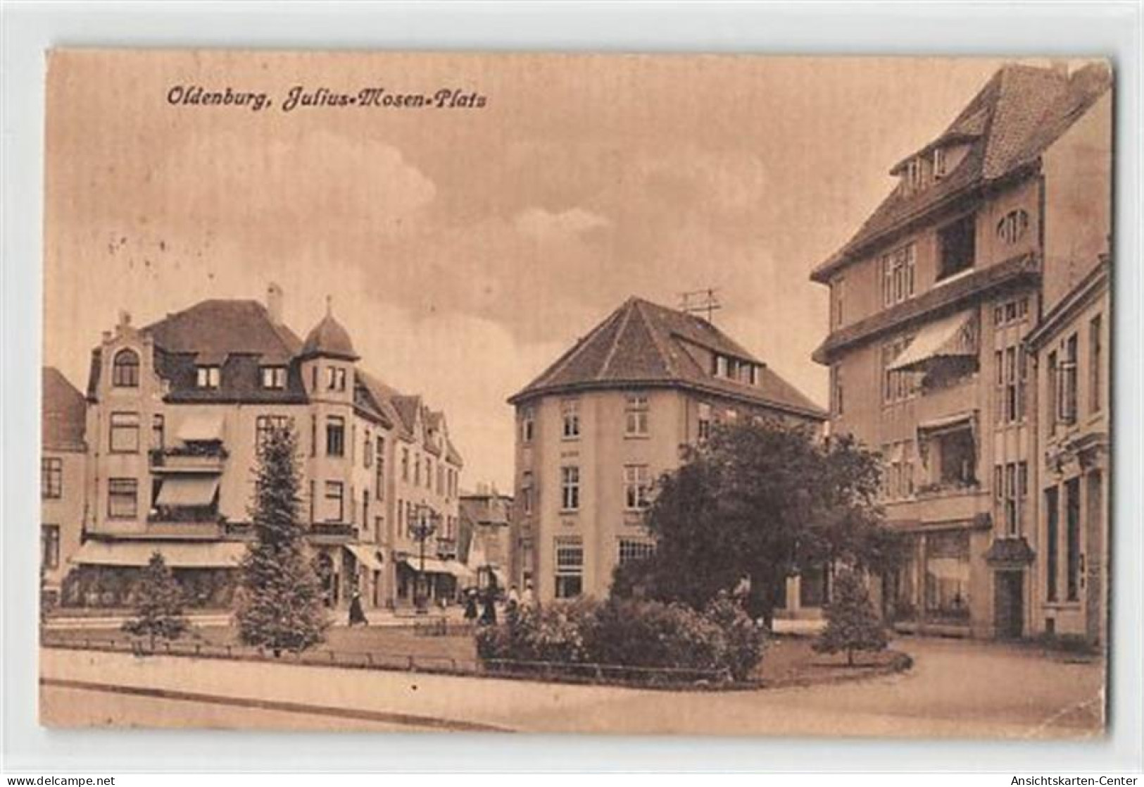 39125005 - Oldenburg. Julius-Moser-Platz. Feldpost Kleiner Knick Unten Rechts, Sonst Gut Erhalten - Oldenburg