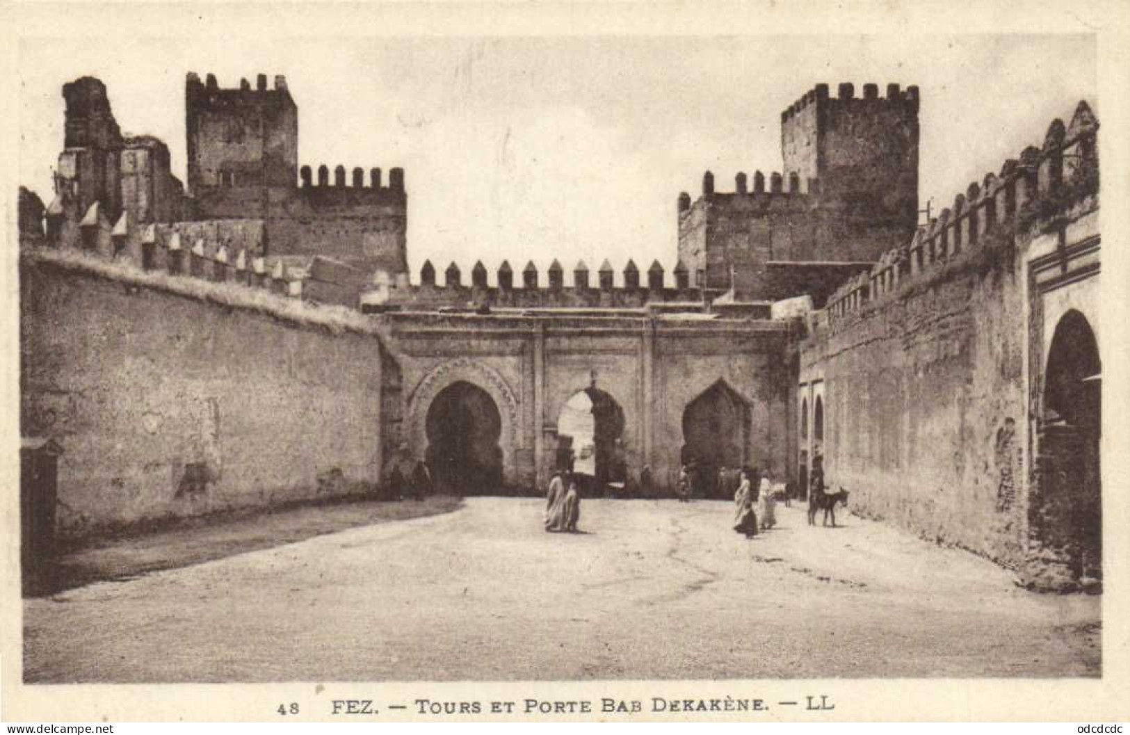 FEz  Tours Et Porte Dékakéne  RV - Fez (Fès)