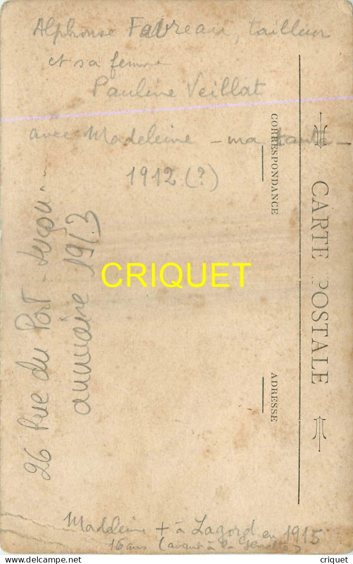 85 Luçon, Carte Photo Boutique Tailleur Veillat-Favreau, Rue Du Port, Avec Gérant Et Sa Famille - Lucon