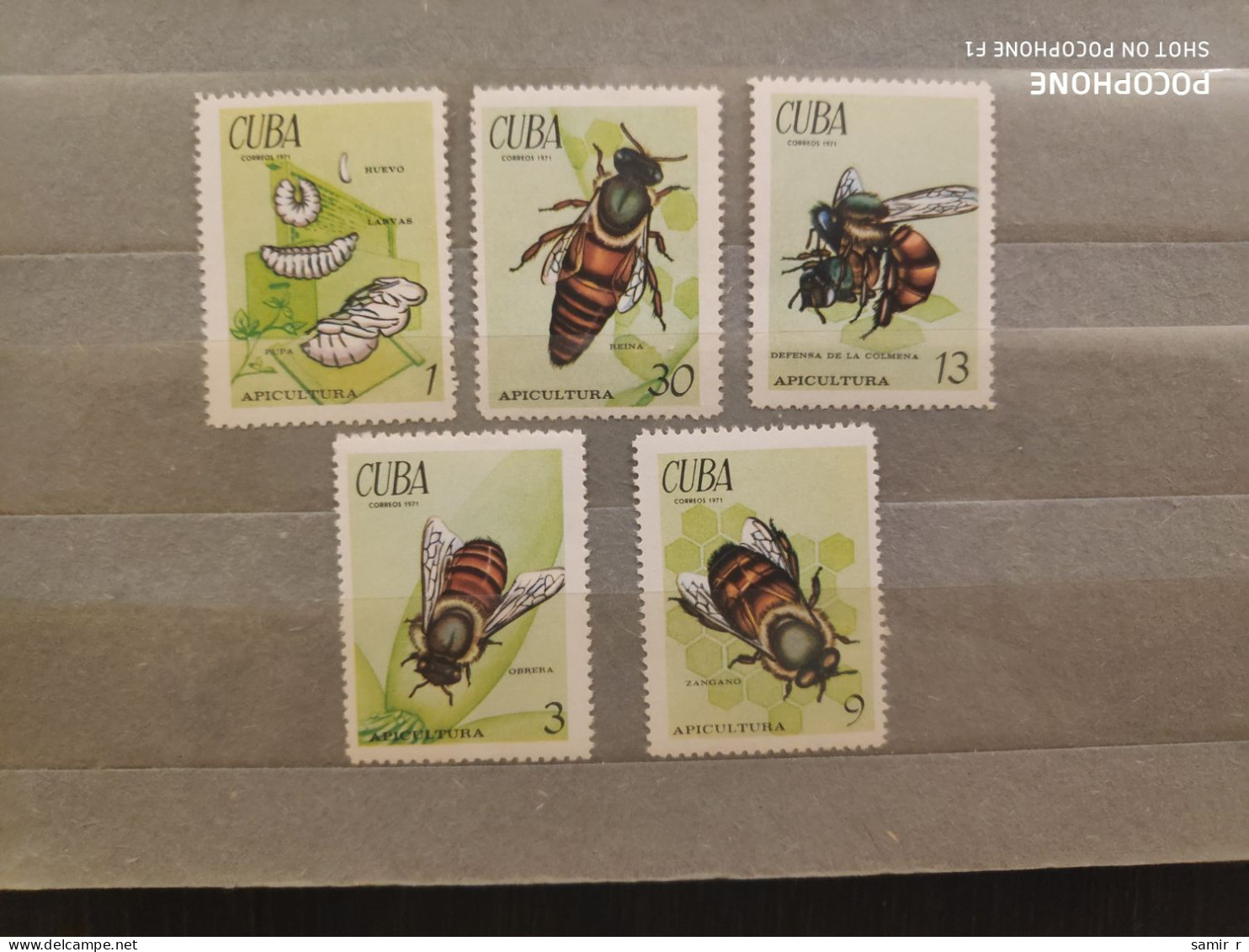 1971	Cuba	Bees (F90) - Unused Stamps