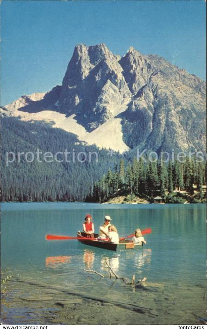 72396930 Canadian Rockies Yoho National Park Emerald Lake Bootspartie Canadian R - Non Classés