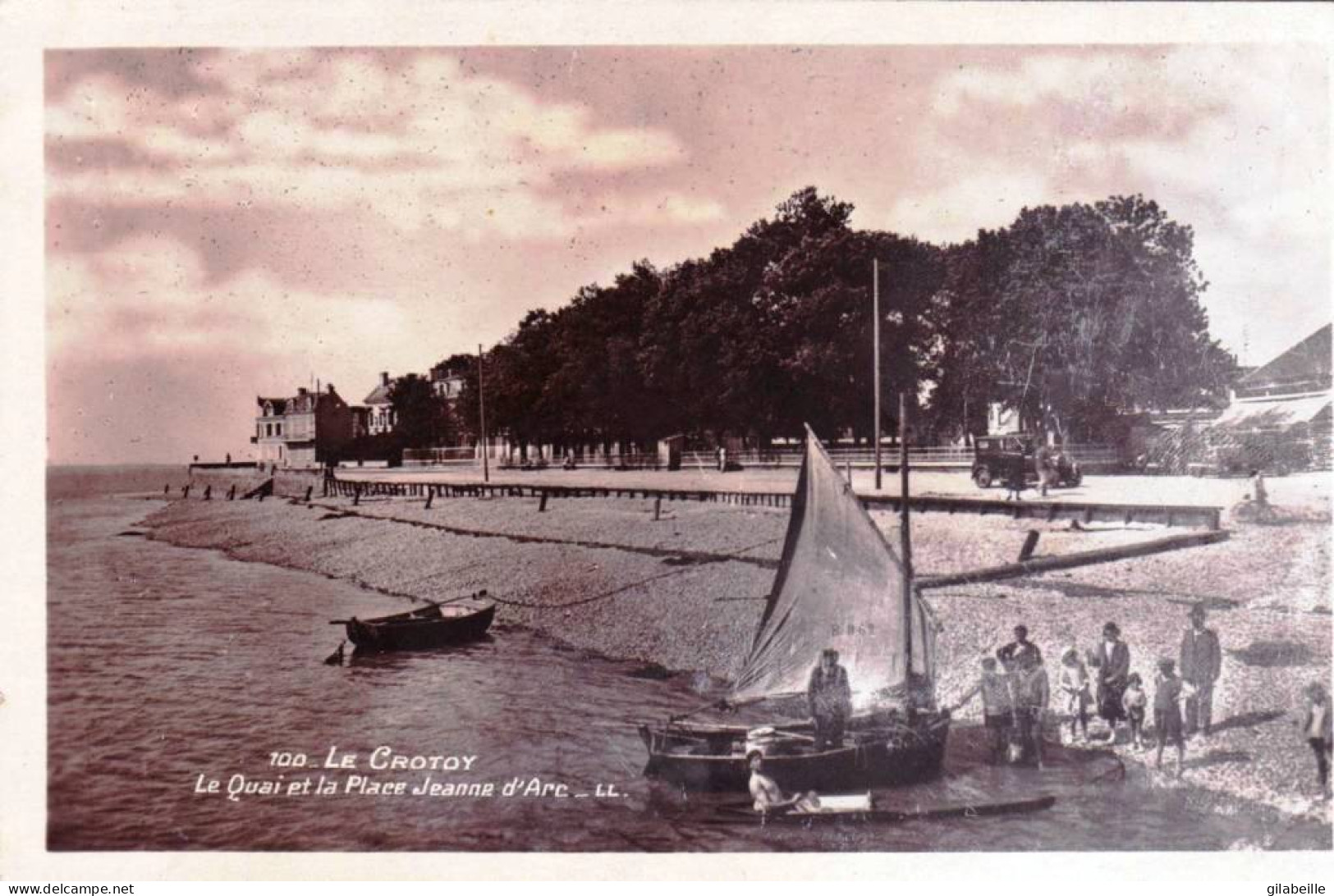 80 - Somme -  LE CROTOY -  Le Quai Et La Place Jeanne D'Arc - Le Crotoy