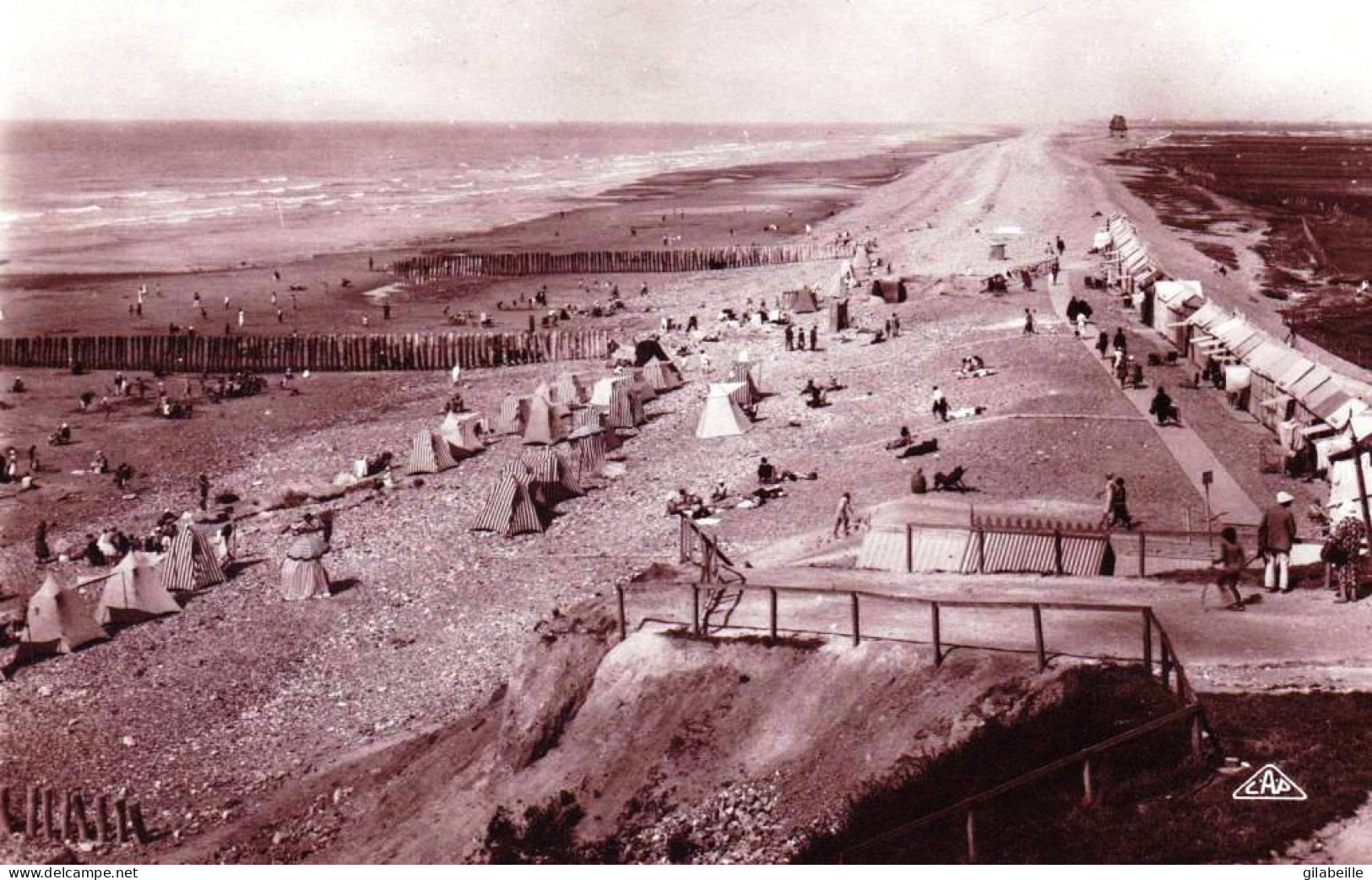 80 - Somme -  ONIVAL Sur MER ( Ault )  La Plage A Marée Basse - Onival