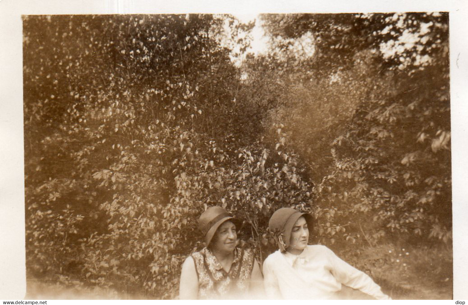 Photographie Photo Vintage Snapshot Chapeau Hat Forest Paysan Farmer - Personnes Anonymes