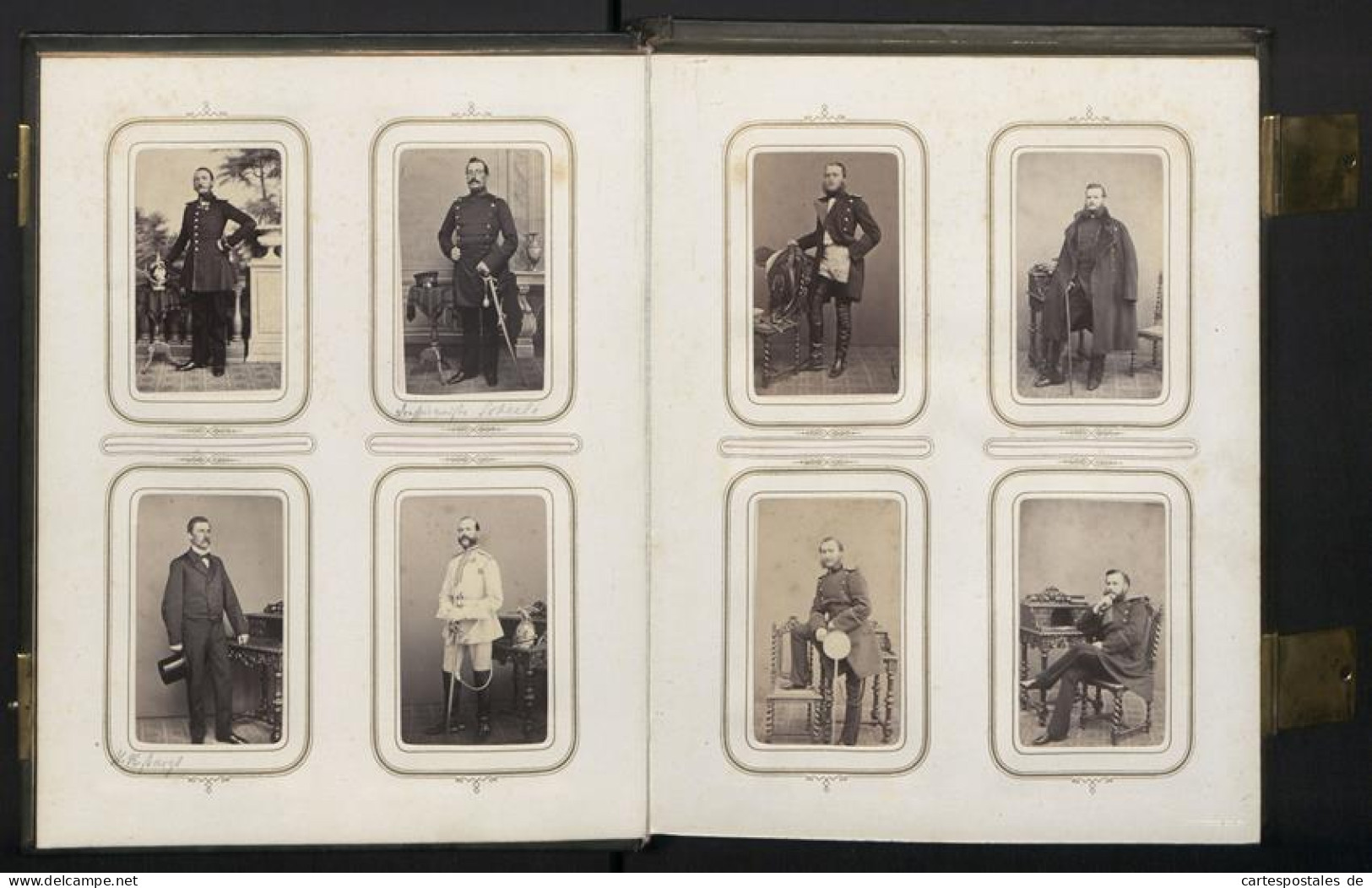 Fotoalbum Mit 100 CDV-Fotografien Schwedt A. D. Oder, Militär-Reitschule 1863 /64, Offiziere, Kürassier, Kaserne, Un  - Albums & Collections