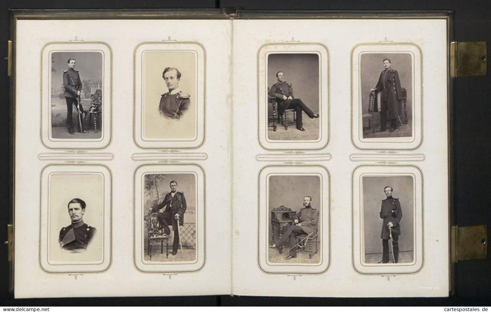 Fotoalbum mit 100 CDV-Fotografien Schwedt a. d. Oder, Militär-Reitschule 1863 /64, Offiziere, Kürassier, Kaserne, Un 