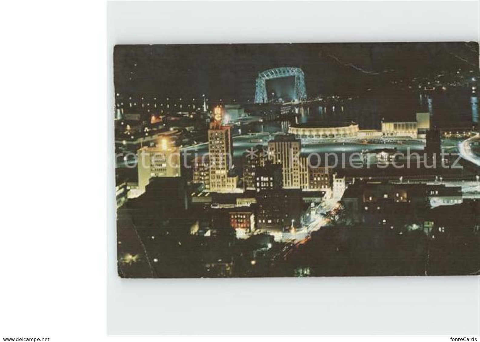 72359751 Duluth_Minnesota Skyline Bei Nacht - Andere & Zonder Classificatie