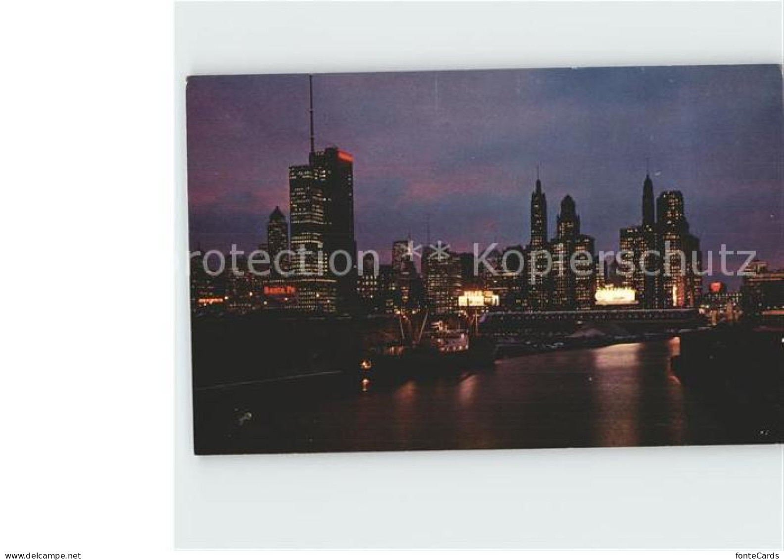 72359748 Chicago_Illinois River And Skyline At Night - Other & Unclassified