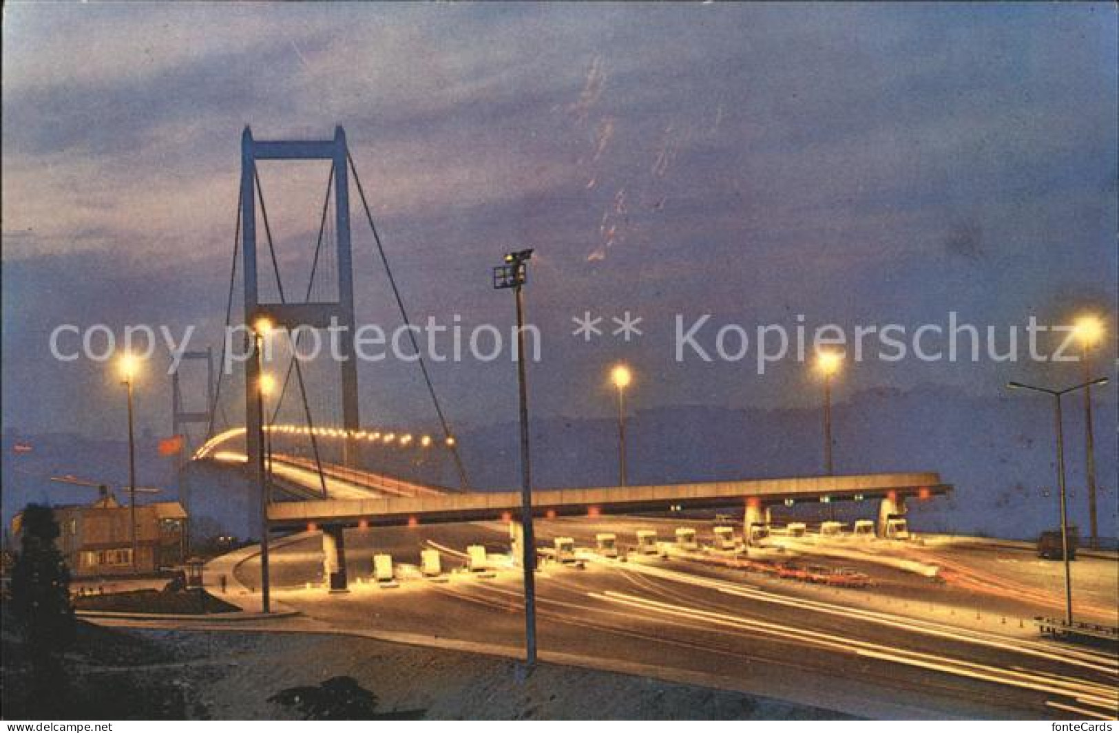 72329143 Istanbul Constantinopel Bogaz Bridge  - Turquie