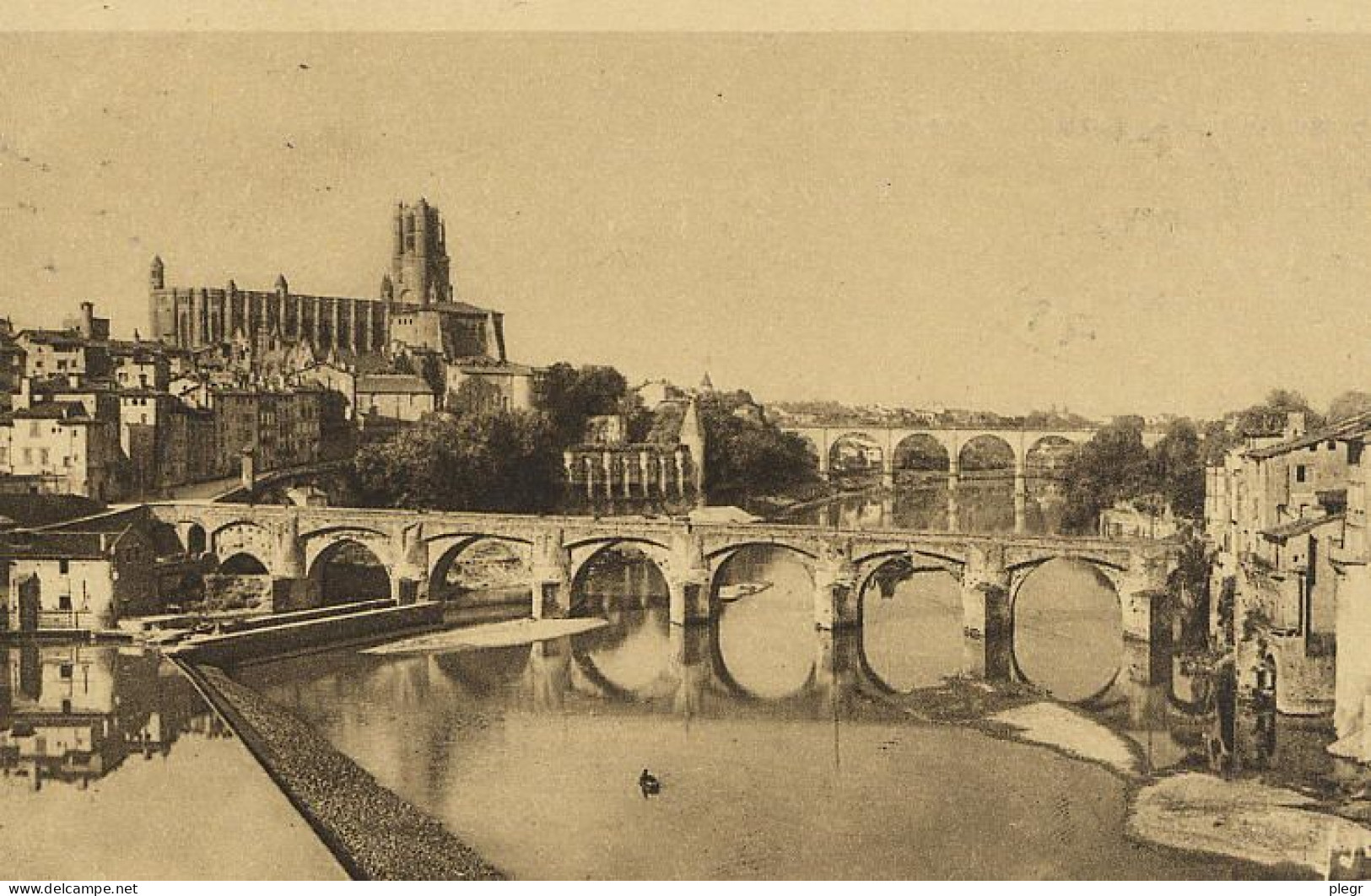 0-81004 01 05 - ALBI - LE PONT VIEUX ET LA CATHEDRALE STE CECILE - Albi