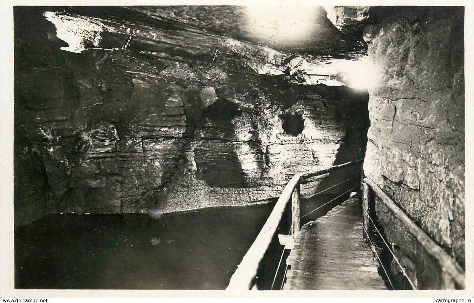 France Grottes Des Planches Pres Arbois (Jura) Riviere Souterraine Salle Du Grand Amphithetre - Arbois