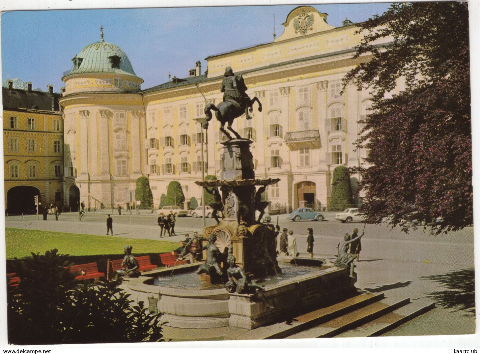 Innsbruck: 2x VW 1200 KÄFER/COX, FIAT 500, 1100, OPEL REKORD A -  Leopoldsbrunnen - Hofburg - (Österreich/Austria) - Passenger Cars