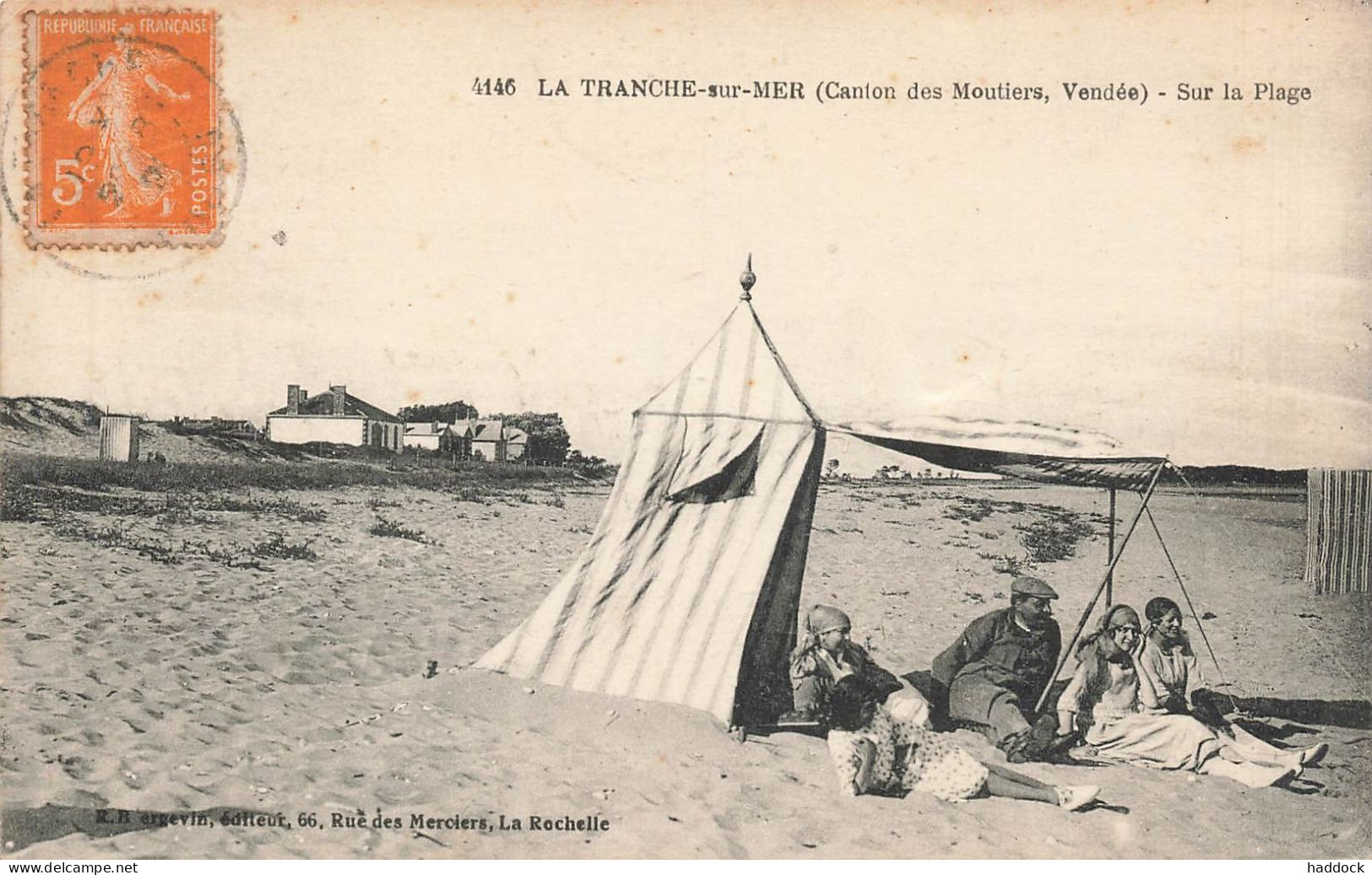 LA TRANCHE SUR MER : SUR LA PLAGE - La Tranche Sur Mer