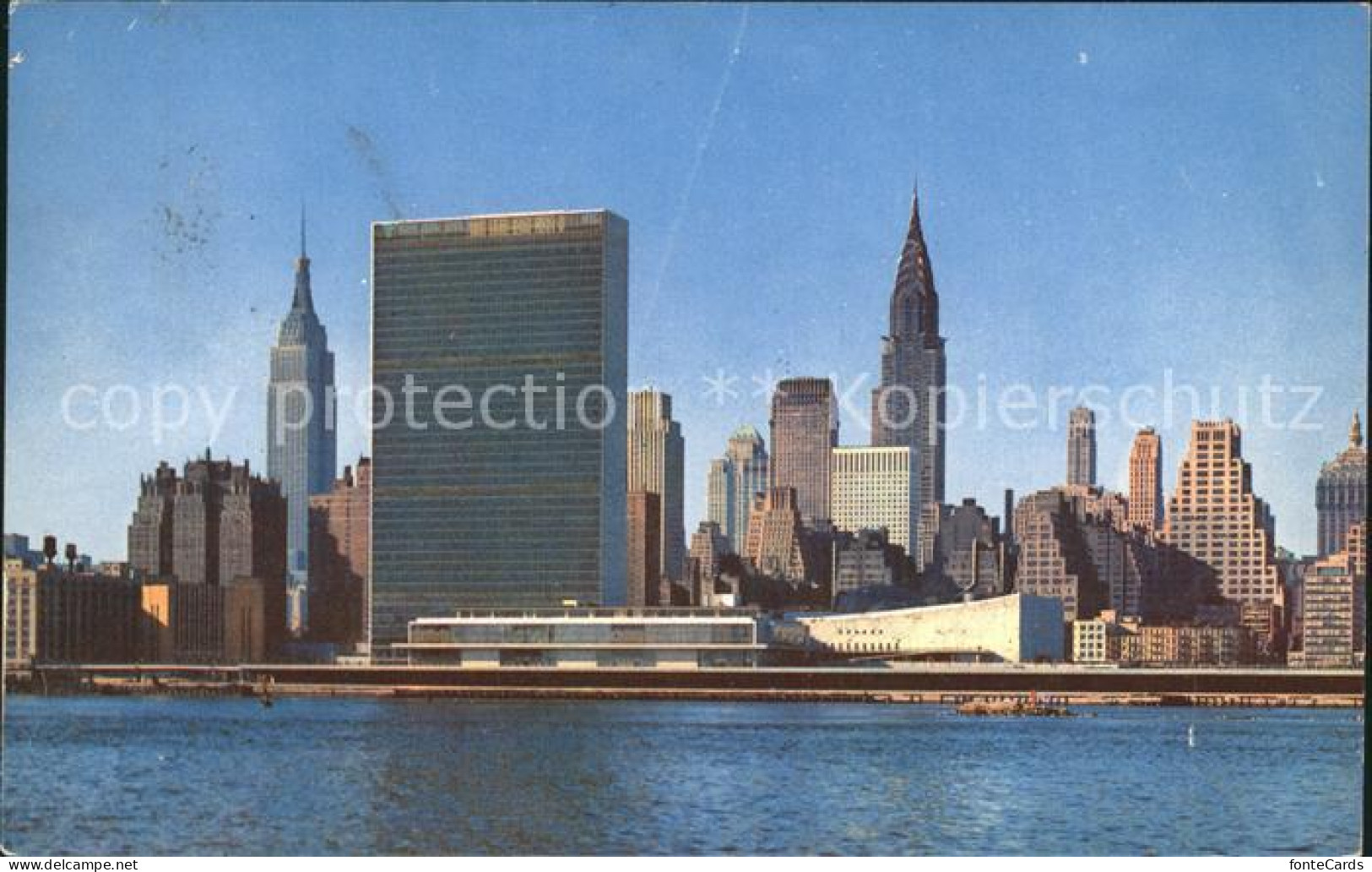72308880 Manhattan_New_York Skyline From Across The East River - Andere & Zonder Classificatie