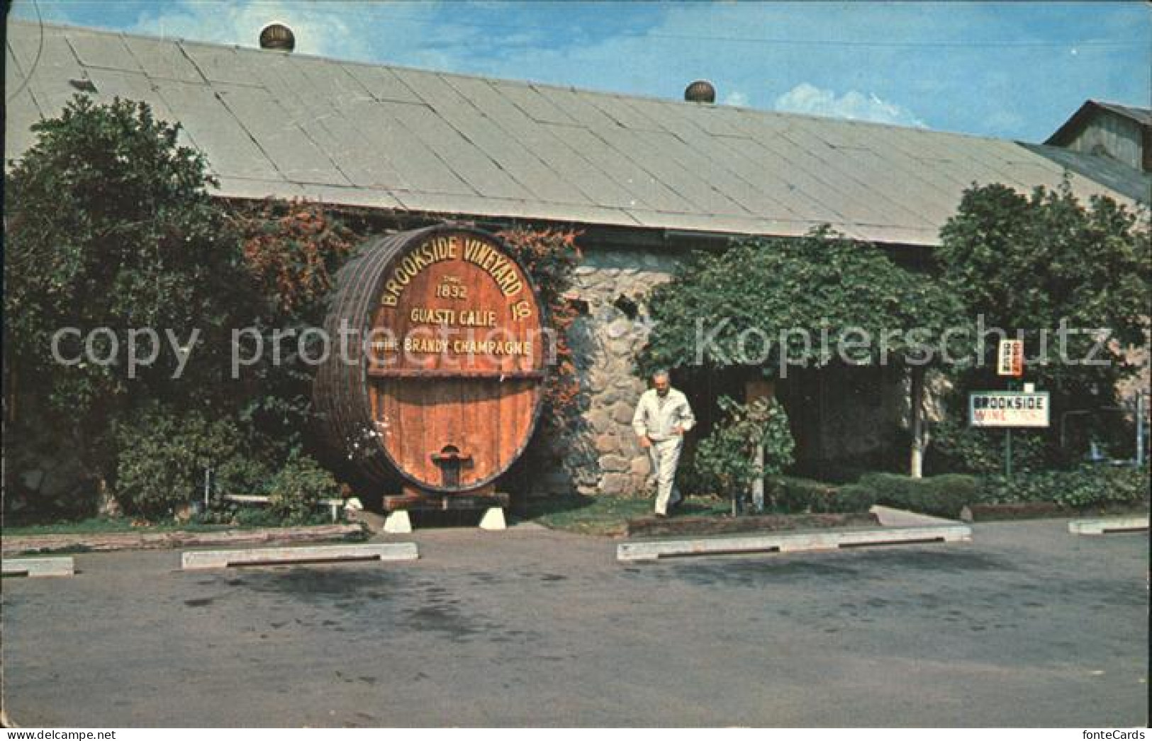 72308856 Guasti Wine Store At Brookside Winery - Andere & Zonder Classificatie