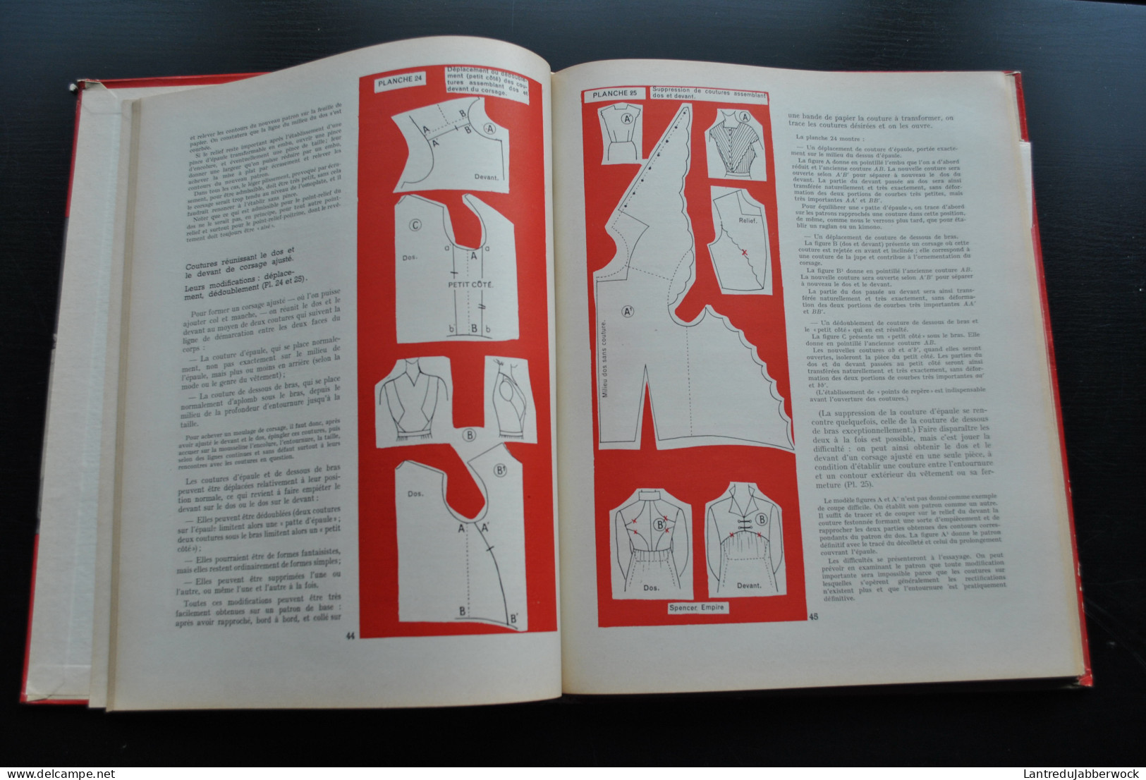 BOURGUET BATAILLON INITIATION A LA COUPE THEORIE PRATIQUE à L'usage Des élèves Ed Bourrelier 1955 Complet De Ses Patrons - Do-it-yourself / Technical