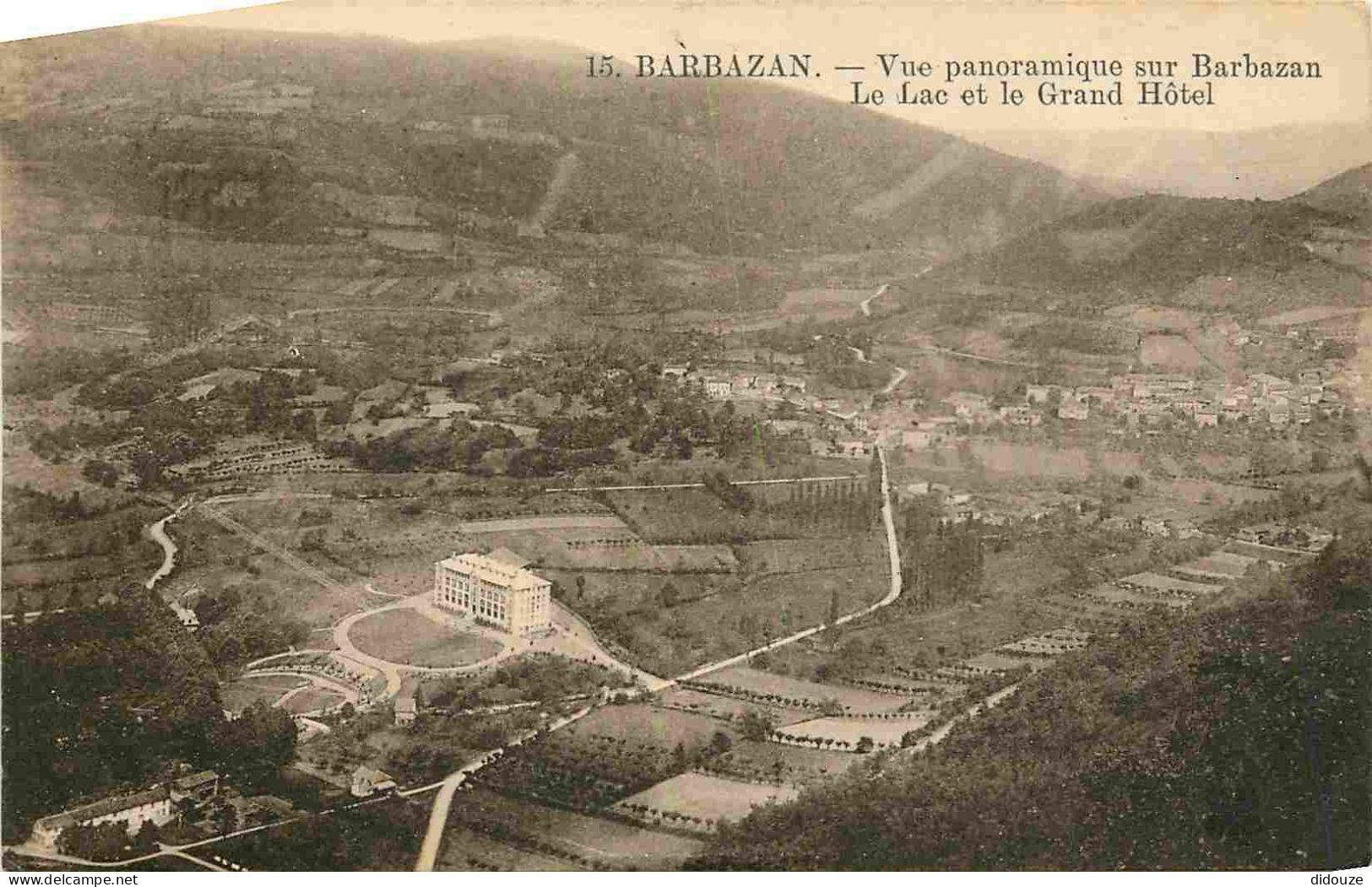 31 - Barbazan - Vue Panoramique Sur Barbazan - Le Lac Et Le Grand Hôtel - Vue Aérienne - CPA - Oblitération Ronde De 192 - Barbazan