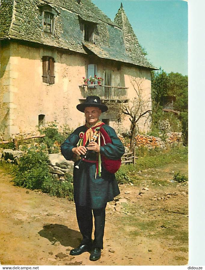 Folklore - Auvergne - Terradour Flouricat - Groupe Félibréen Auvergnat - André Vermerie - Premier Prix De Cabrette - CPM - Trachten