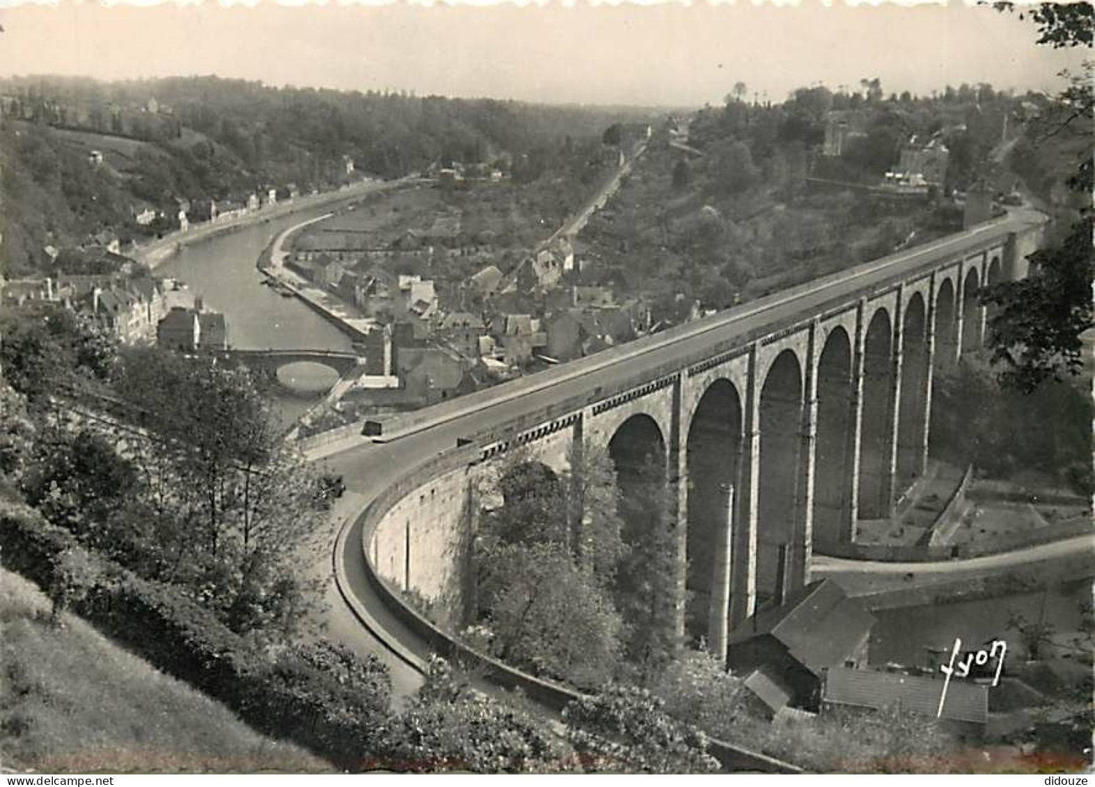 22 - Dinan - Viaduc De Lanvallay - Mention Photographie Véritable - CPSM Grand Format - Carte Neuve - Voir Scans Recto-V - Dinan