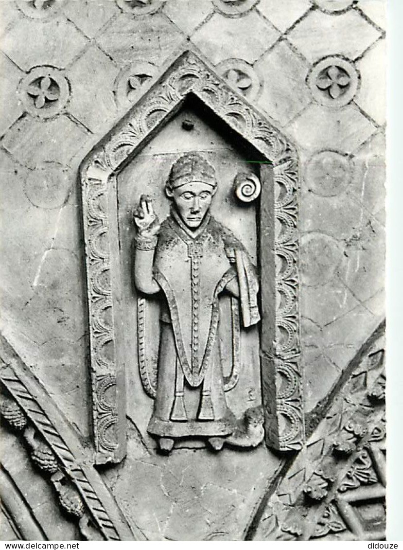 14 - Bayeux - La Cathédrale - Détail Du Décor Roman : Evêque Bénissant (St-Vigor) - Art Religieux - Pèlerinage Notre-Dam - Bayeux