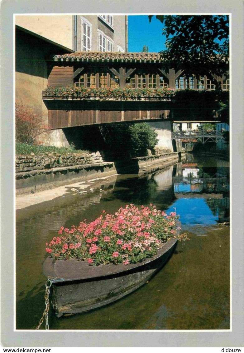 01 - Chatillon Sur Chalaronne - La Barque Fleurie - Fleurs - CPM - Voir Scans Recto-Verso - Châtillon-sur-Chalaronne